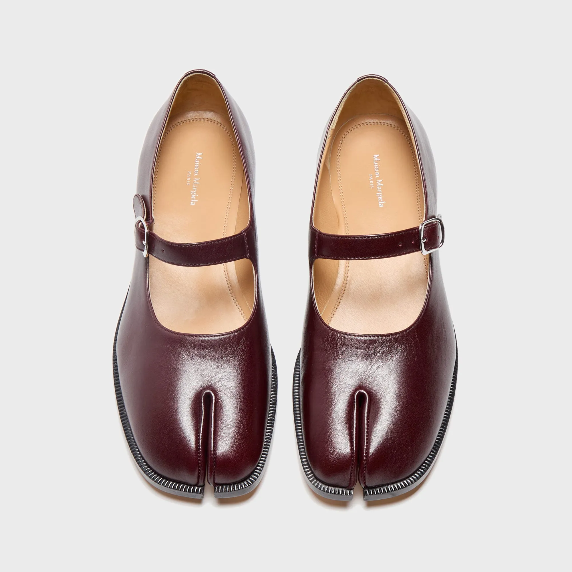 Padded Heel Design Maison Margiela Tabi Mary Jane - Vineyard Wine