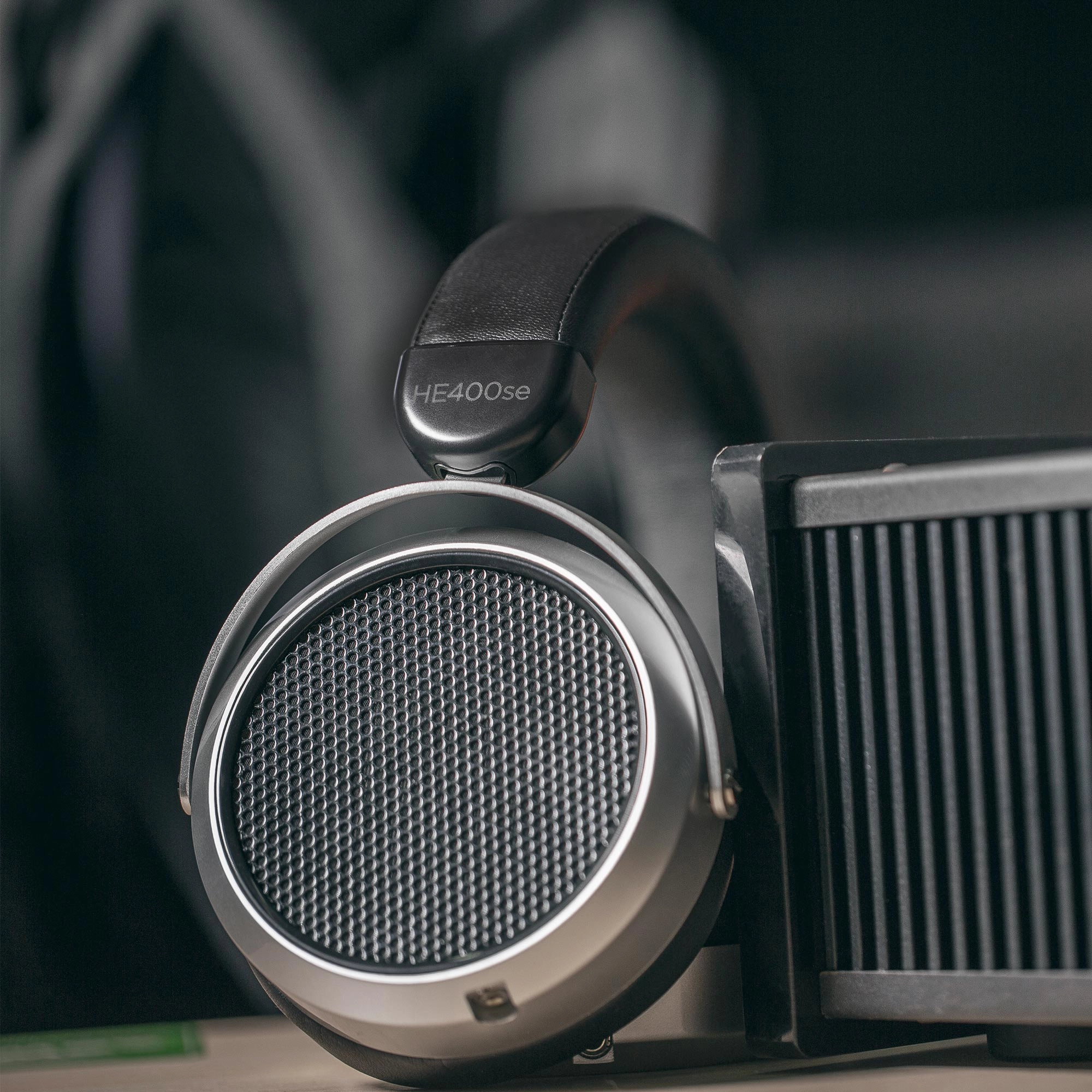 HIFIMAN HE-400SE V2 Planar Magnetic Headphones
