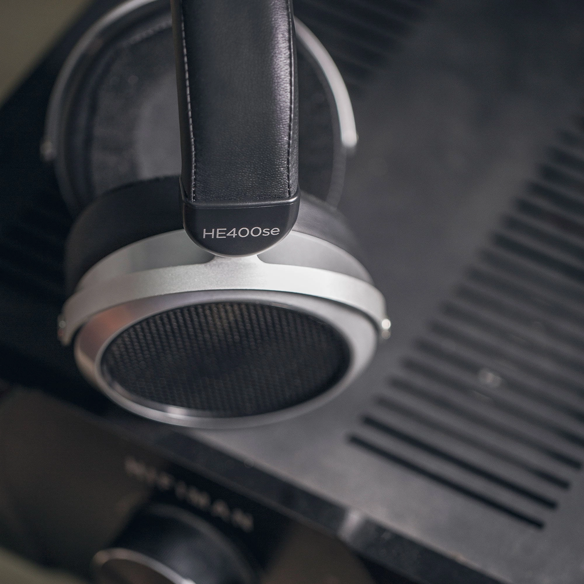 HIFIMAN HE-400SE V2 Planar Magnetic Headphones