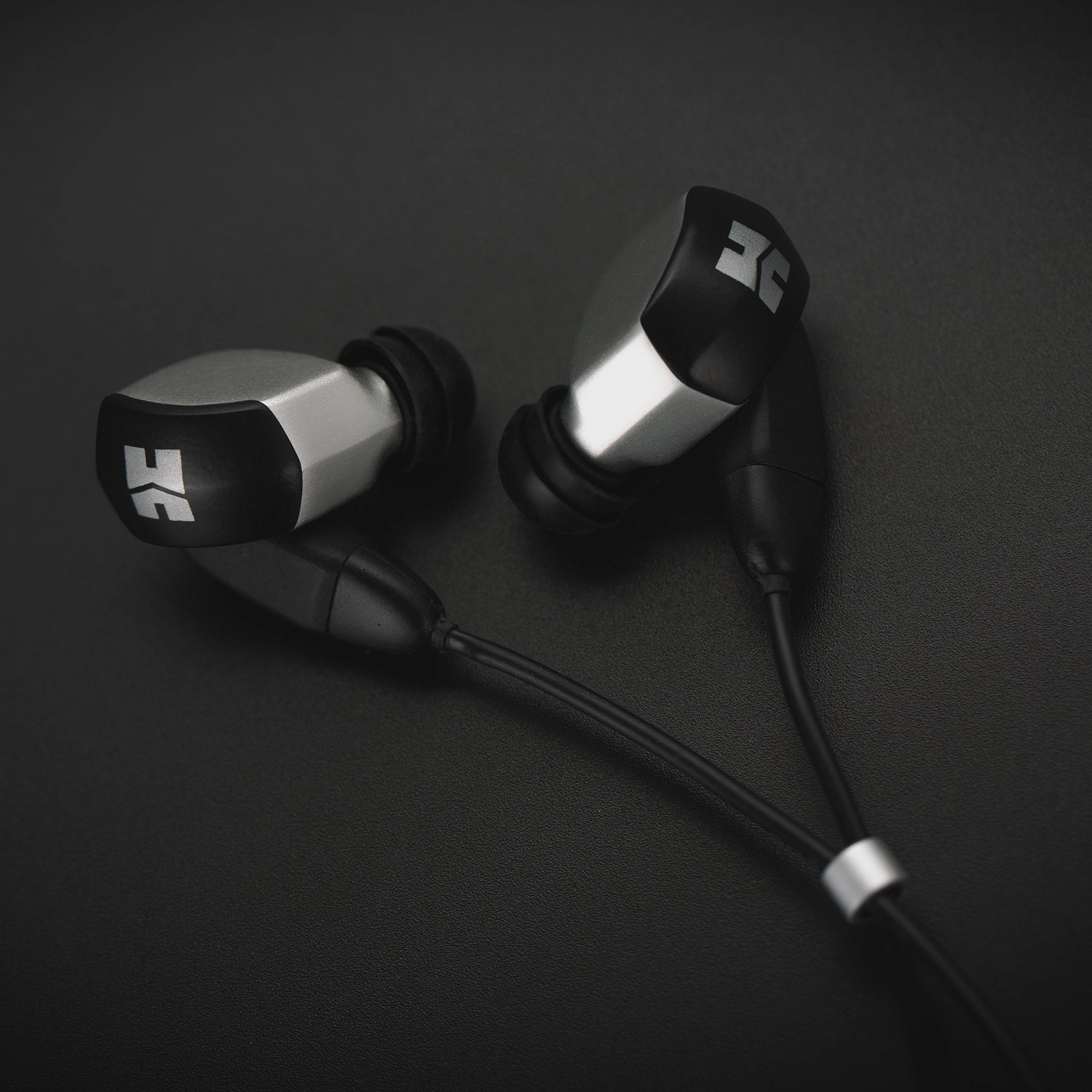 HIFIMAN RE-2000 In-Ear Headphones