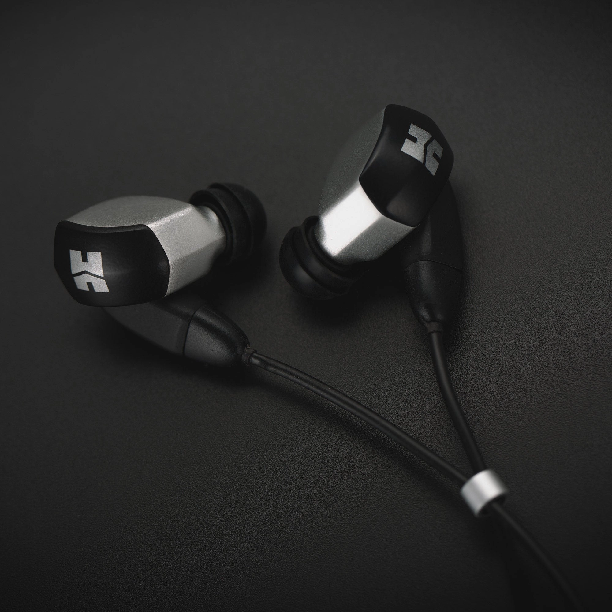 HIFIMAN RE-2000 In-Ear Headphones