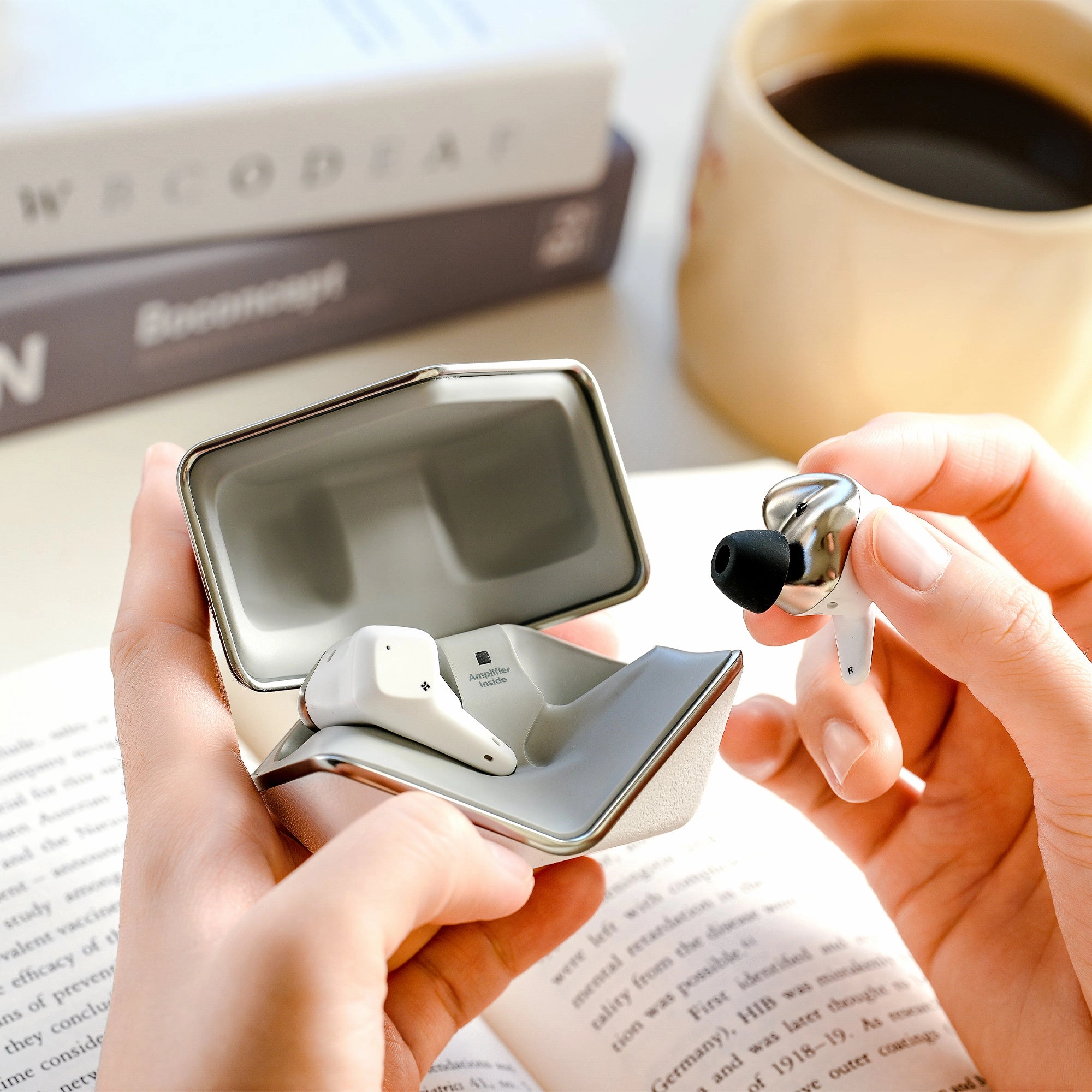 HIFIMAN Svanar Wireless Jr In-Ear Headphones