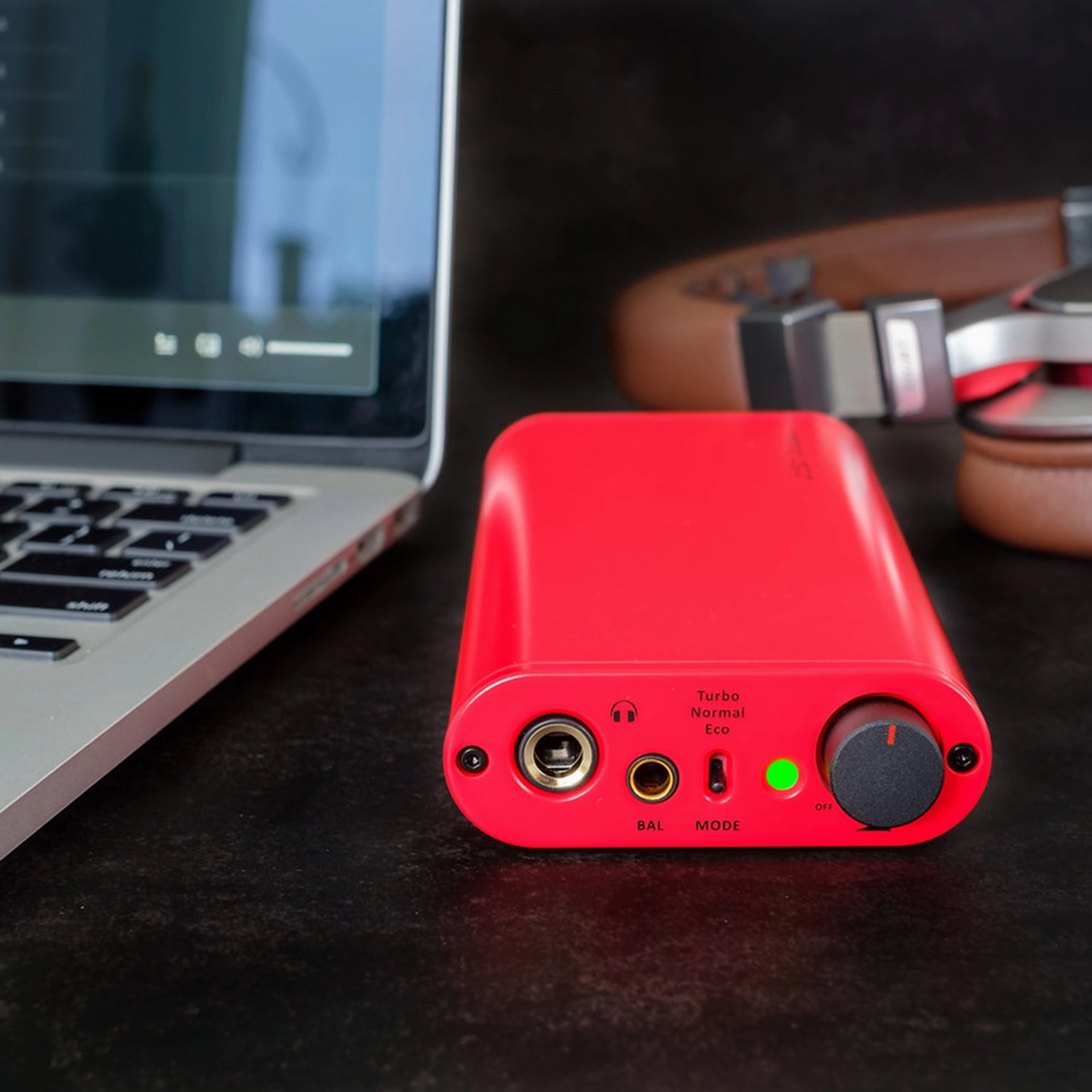 iFi audio micro iDSD Diablo Portable Headphone Amp & DAC