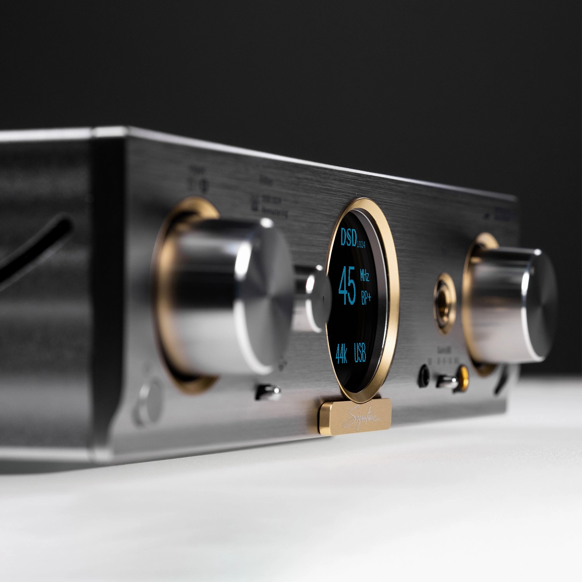 iFi audio Pro iDSD Signature DAC and Headphone Amplifier