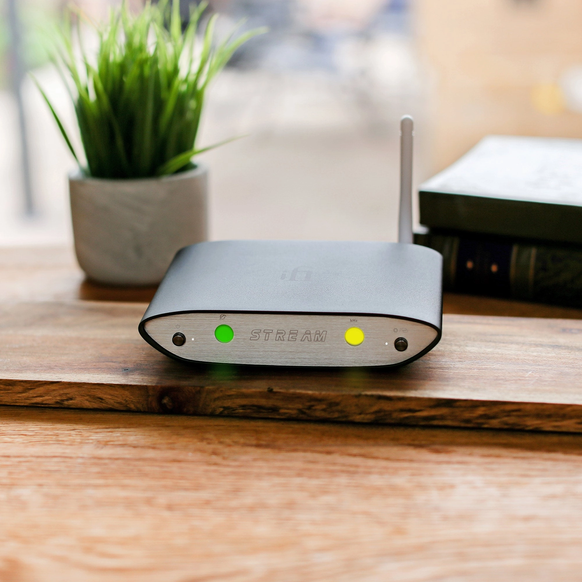 iFi audio ZEN Stream Wireless Network Streamer