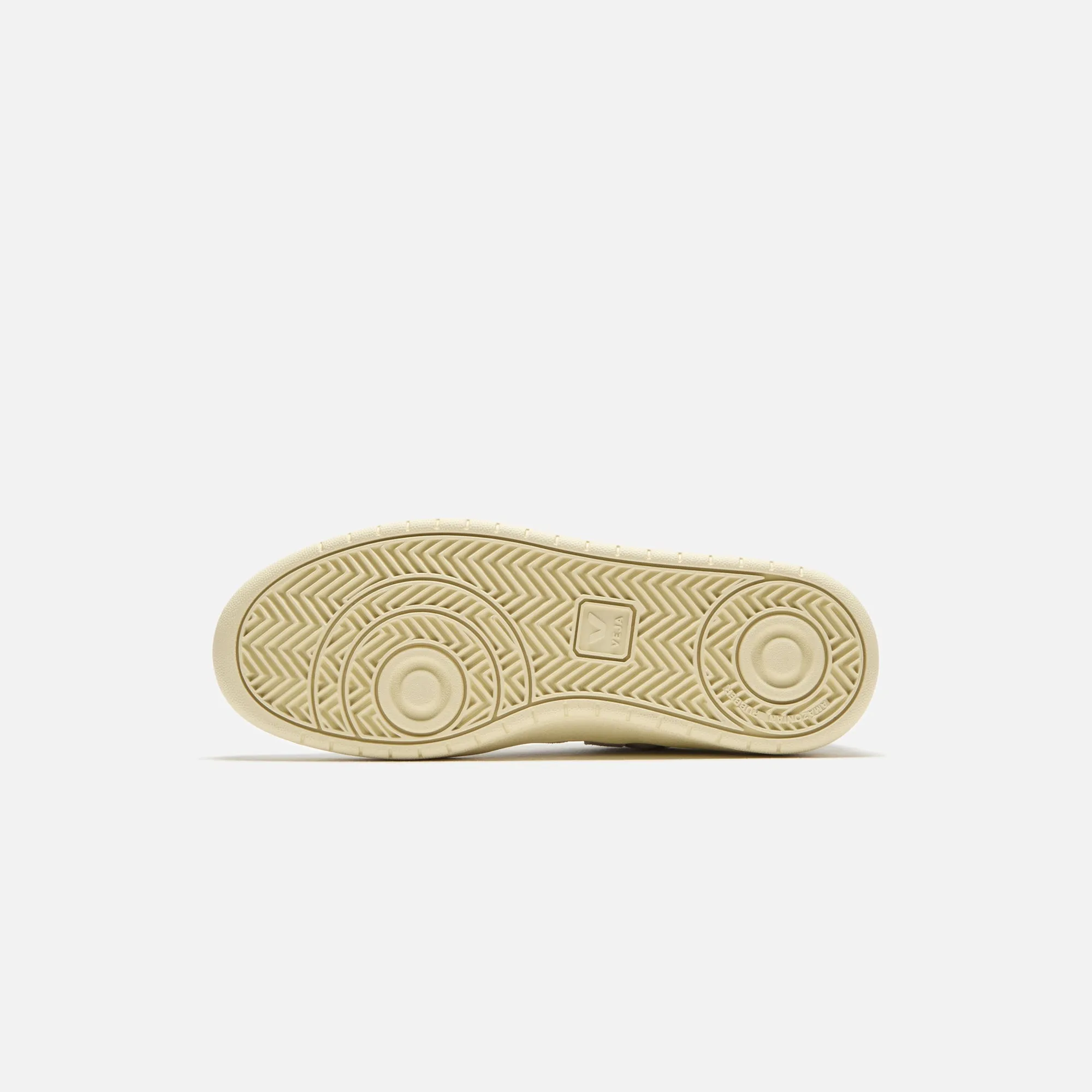 Veja V-90 - Extra White / Natural Built to Perform Independence Day Sale
