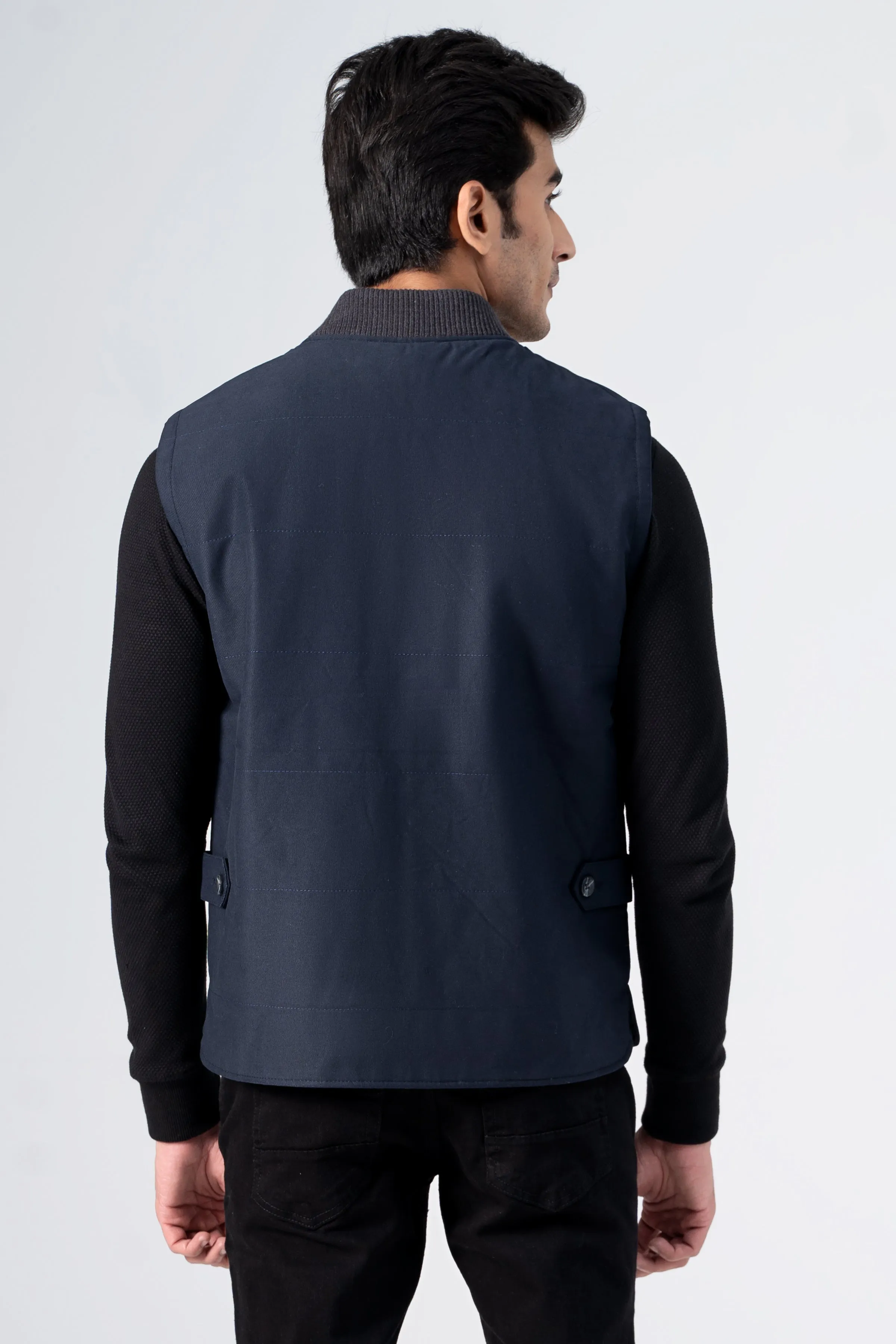 Atlantian Tribalistically Low-Top Quilted Wadded Jacket Navy