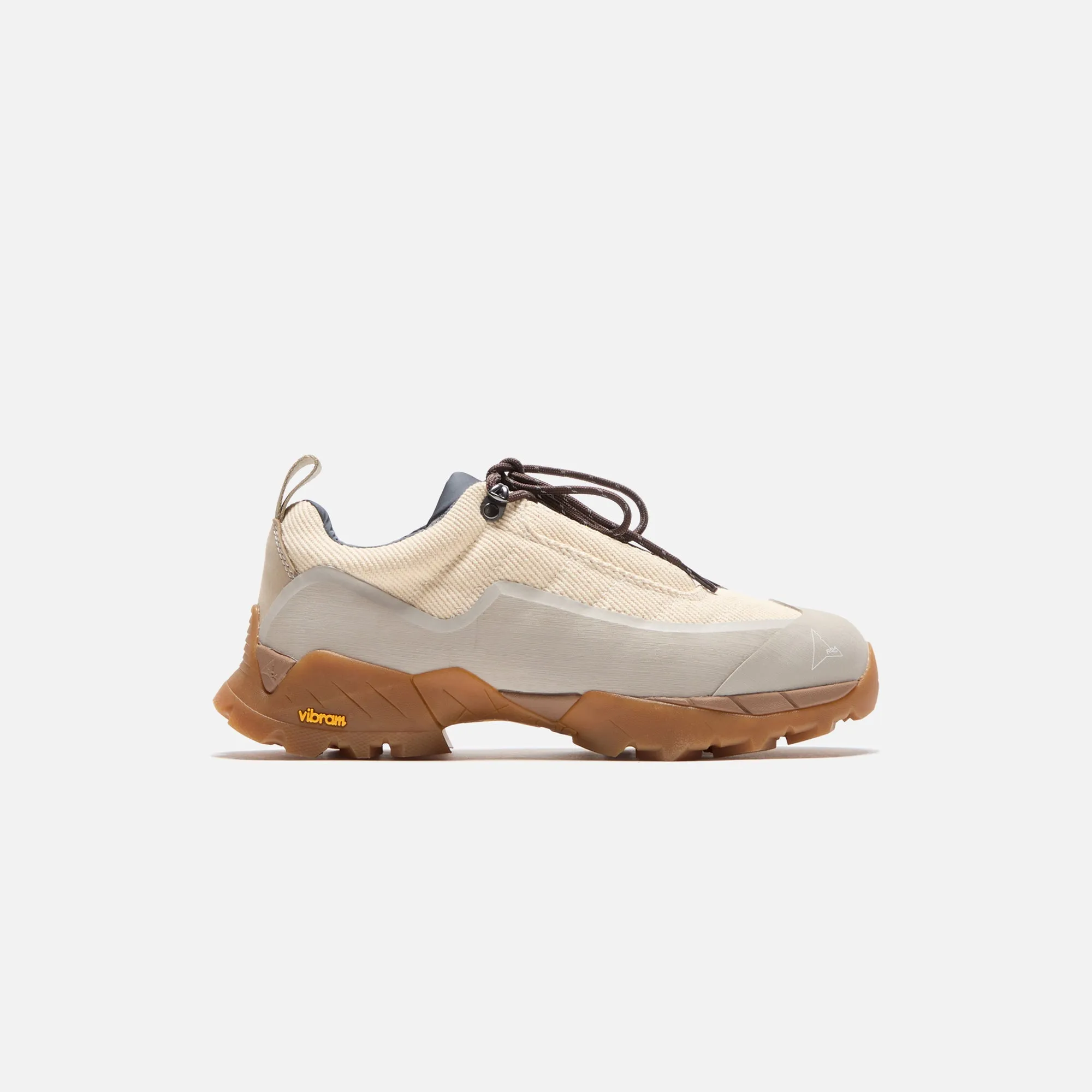 Roa Khatarina - Sand / Gum Widespread Design Good Traction Ability Design Concept