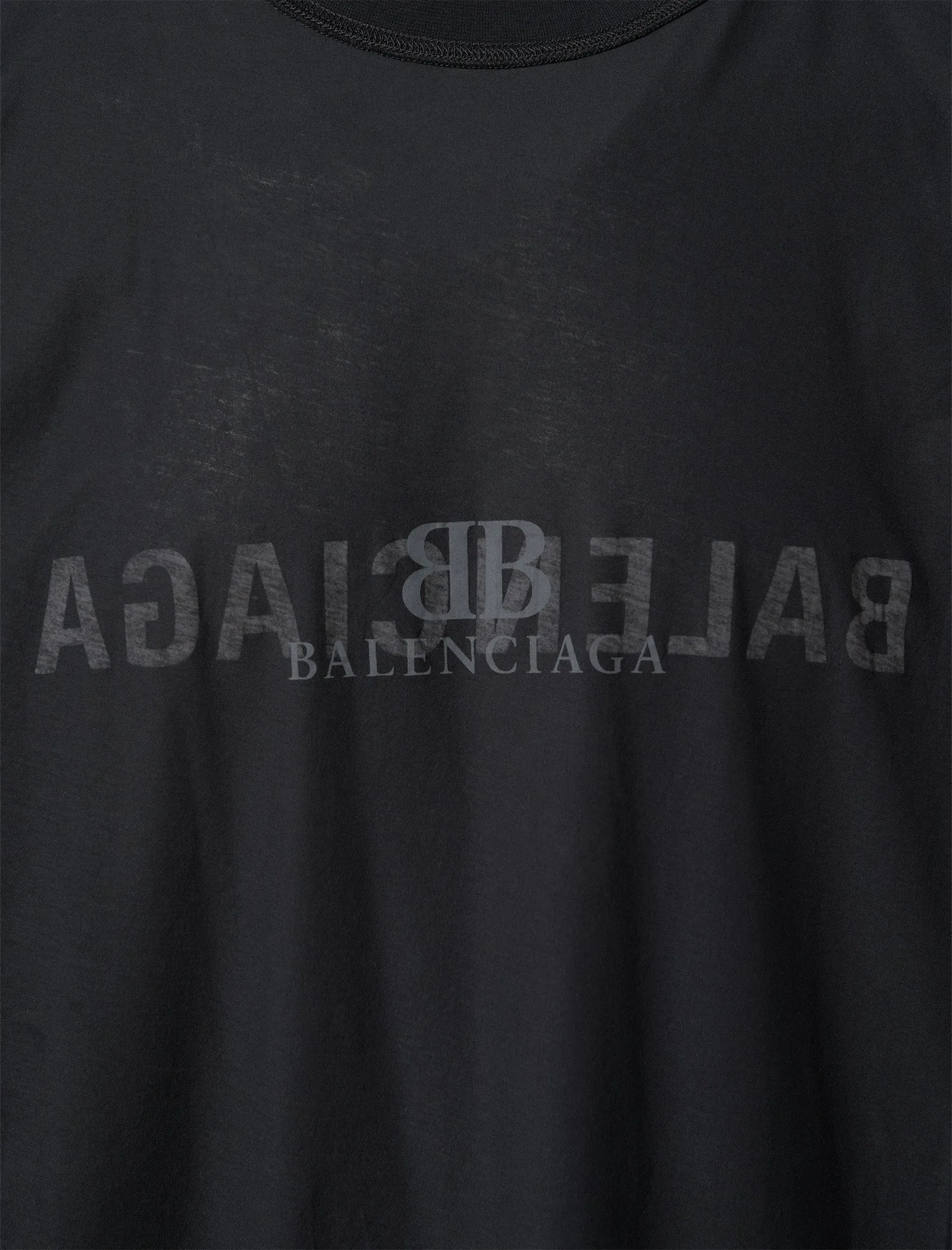 Versatile Outfit Stiffness Inside Out T-Shirt