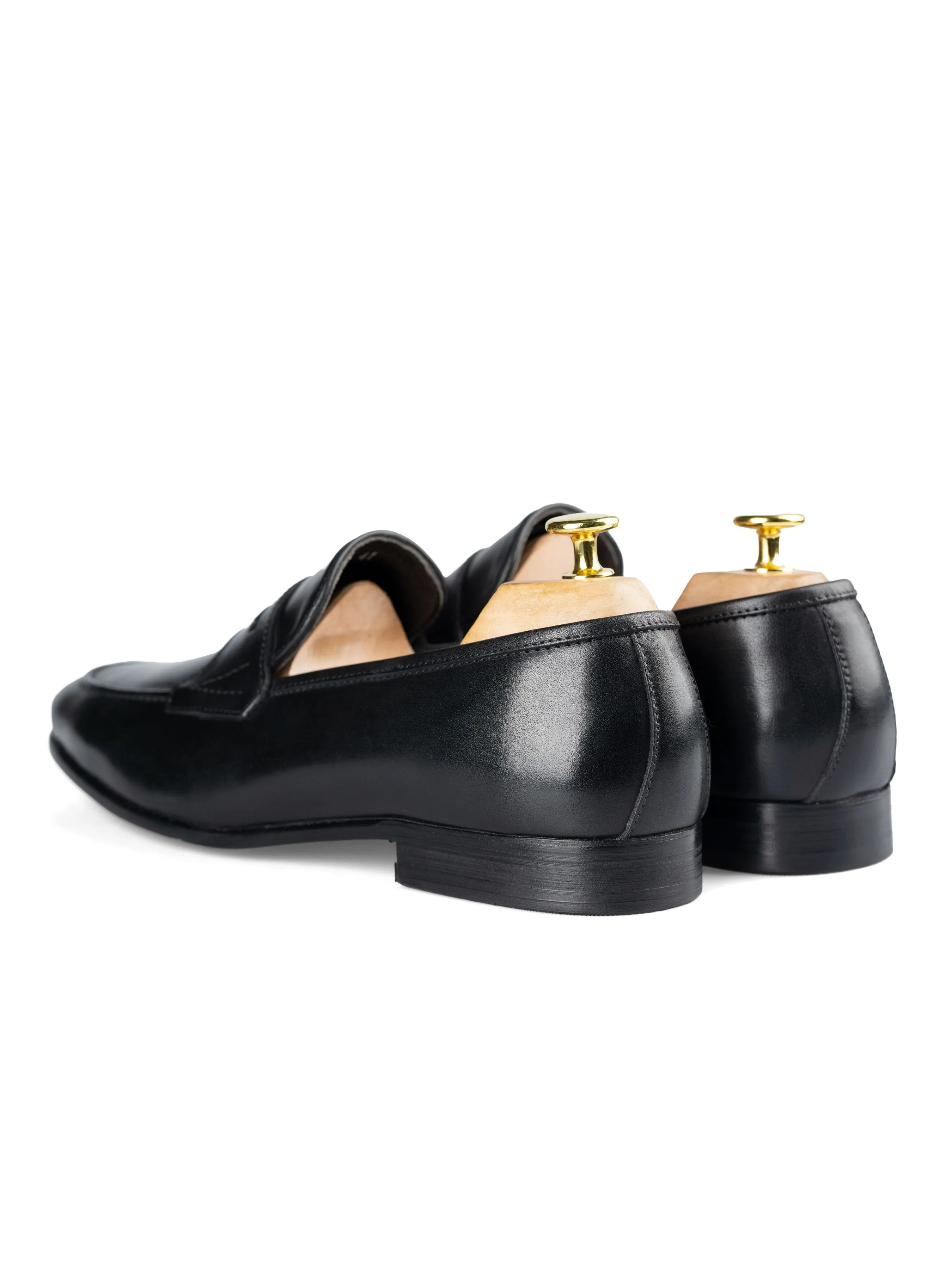 Flash Sale Step into the Beat Penny Loafer Wing Strap - Solid Black