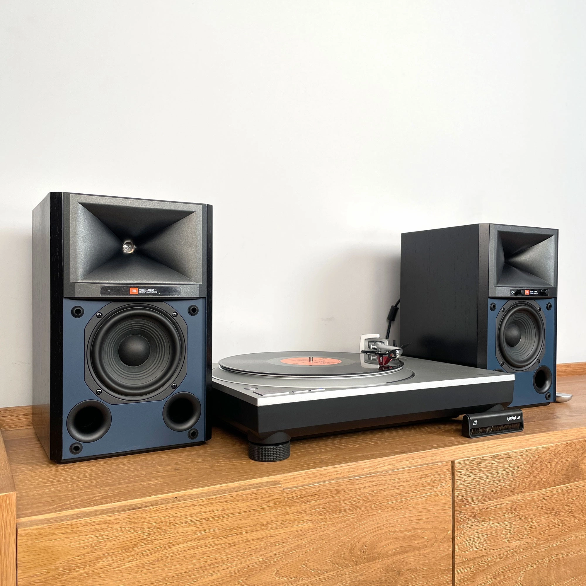 JBL: 4305P Powered Bookshelf Speakers w/ Streaming - Pair