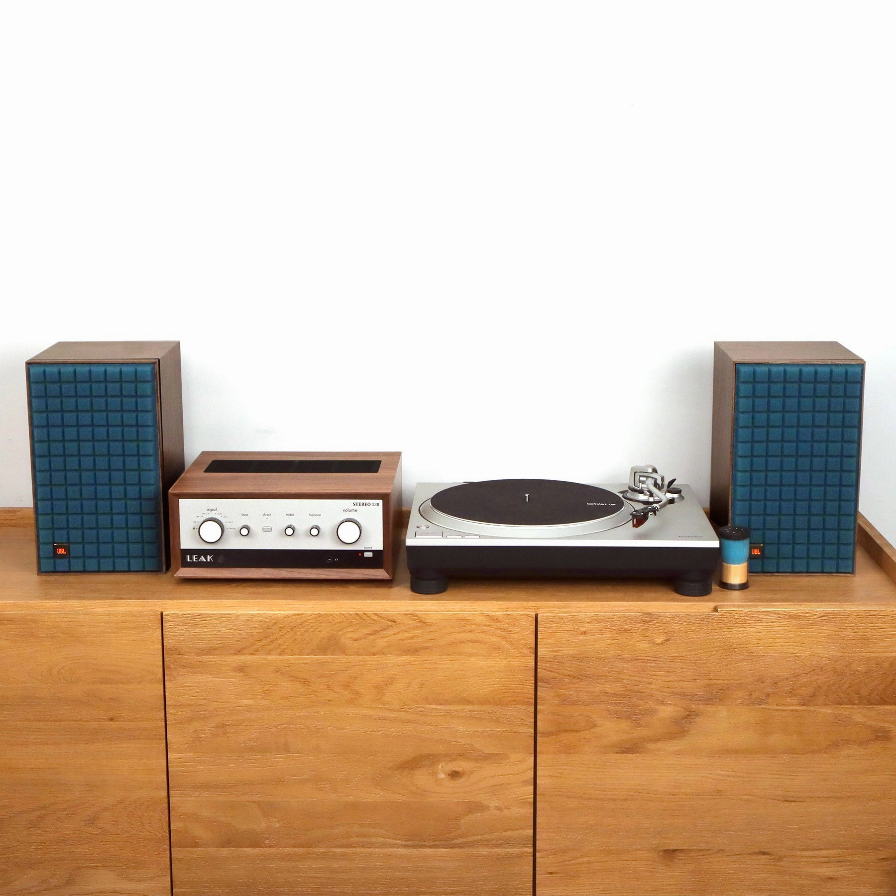 JBL: Leak Stereo 130 Amplifier / L52 Speaker Package