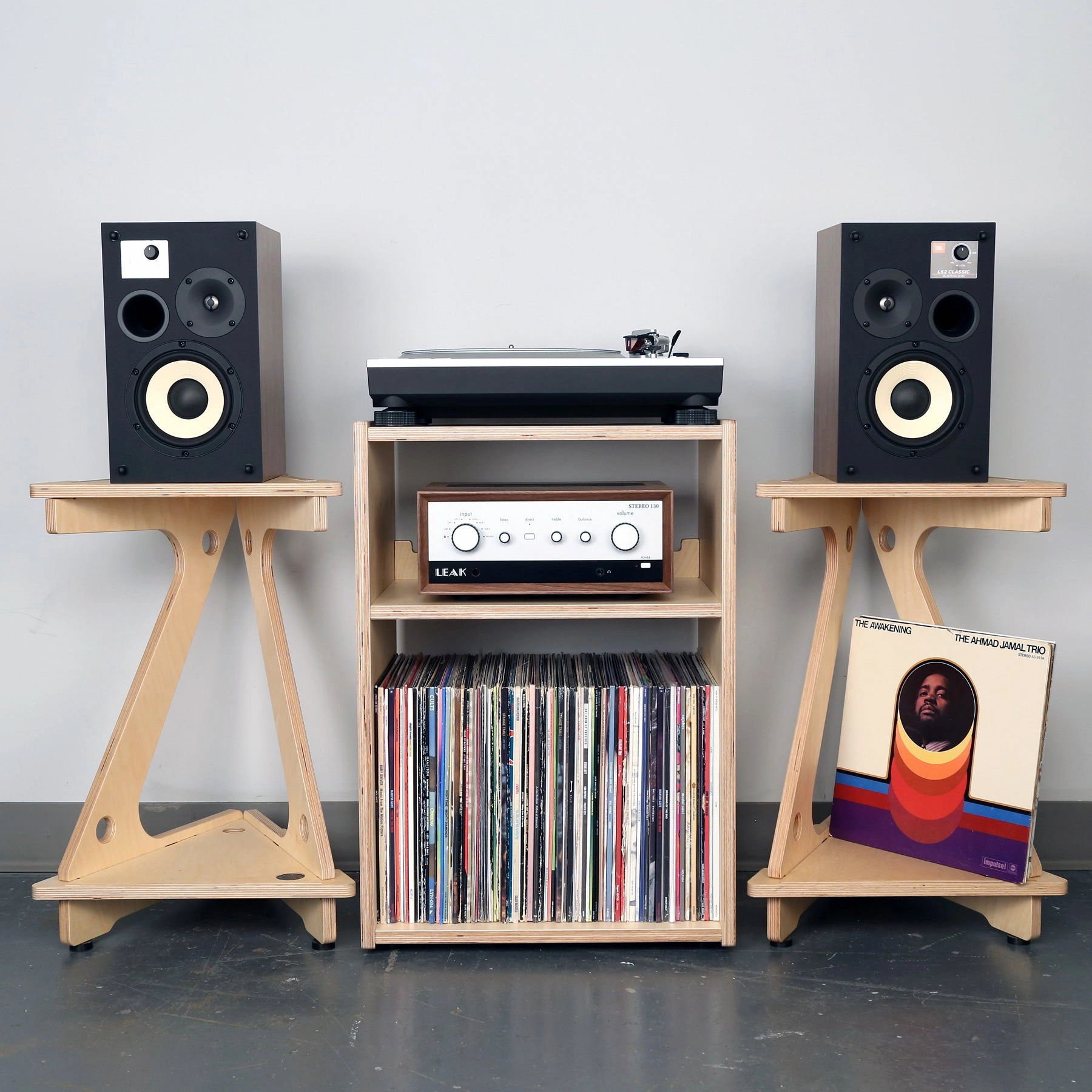JBL: Leak Stereo 130 Amplifier / L52 Speaker Package