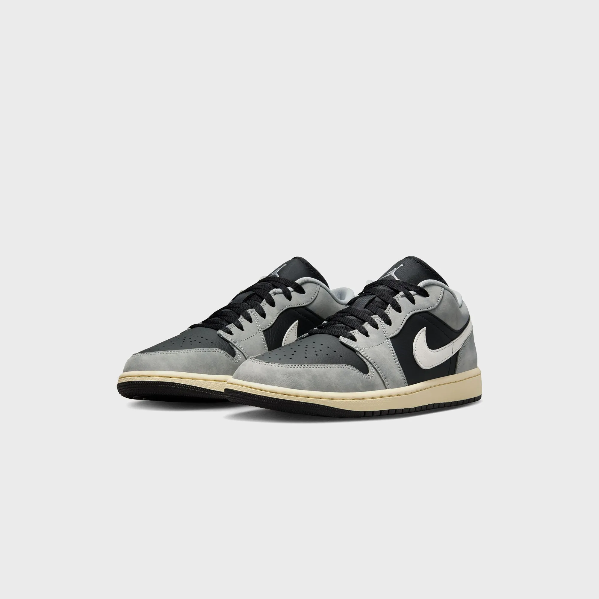 Jordan Air Jordan 1 Low Se - Light Smoke Grey / Black / Sail President's Day Sale