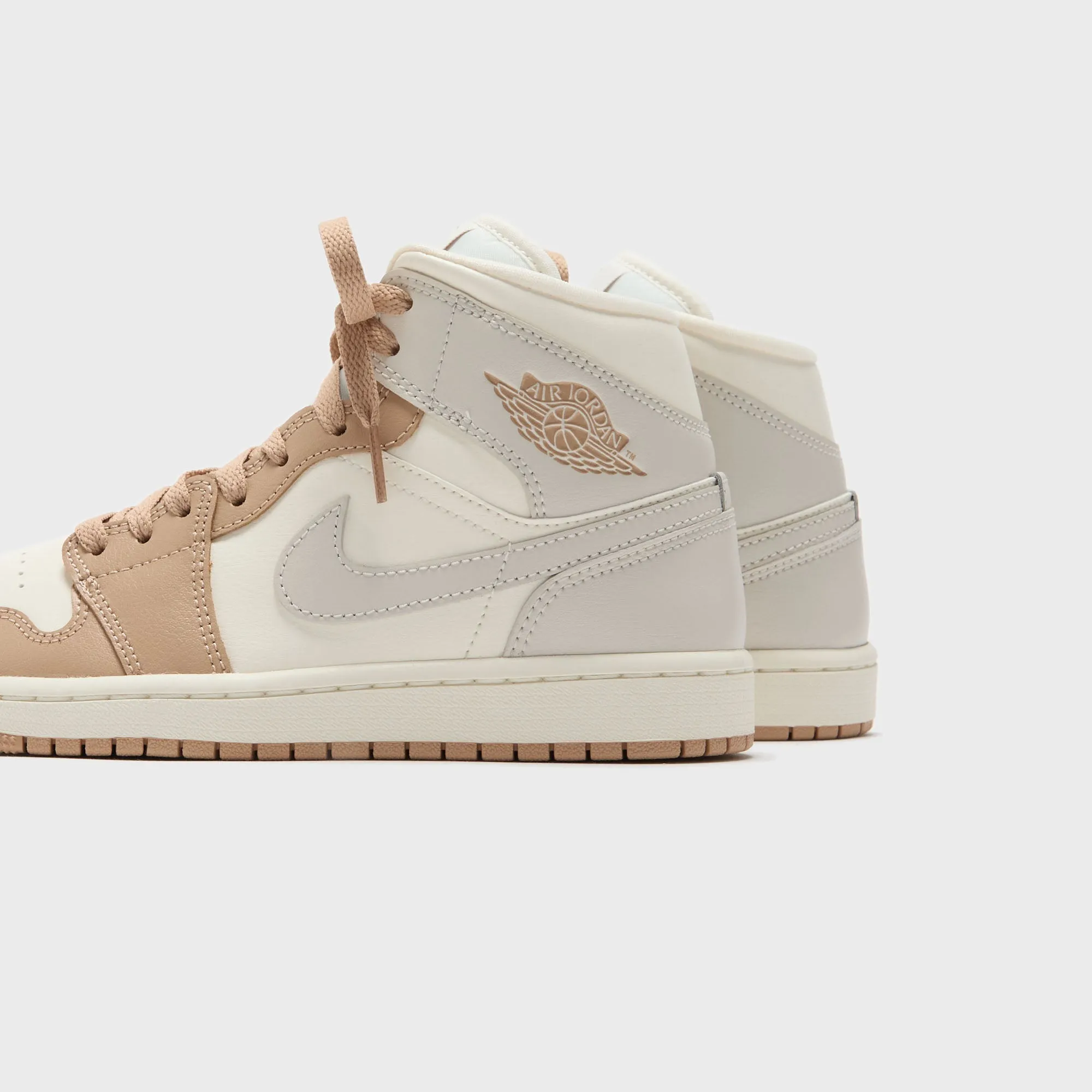 Fulfillment Jordan Air Jordan 1 Mid - Pale Ivory / Light Orewood Brown / Hemp / Sail