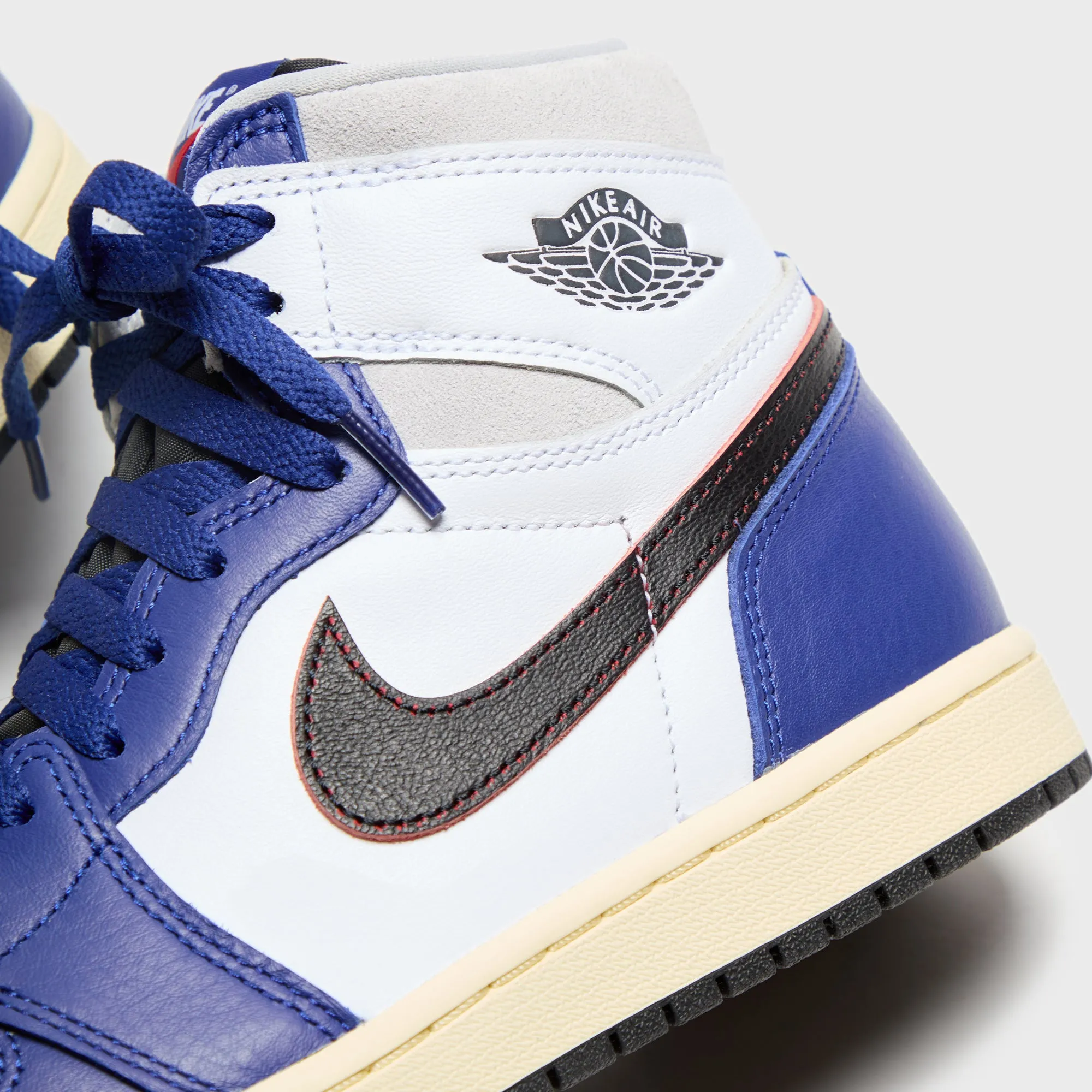 Jordan Air Jordan 1 Retro High Og -  White / Black / Neutral Grey / Deep Royal Blue / Muslin Own the Streets Designed to Dominate