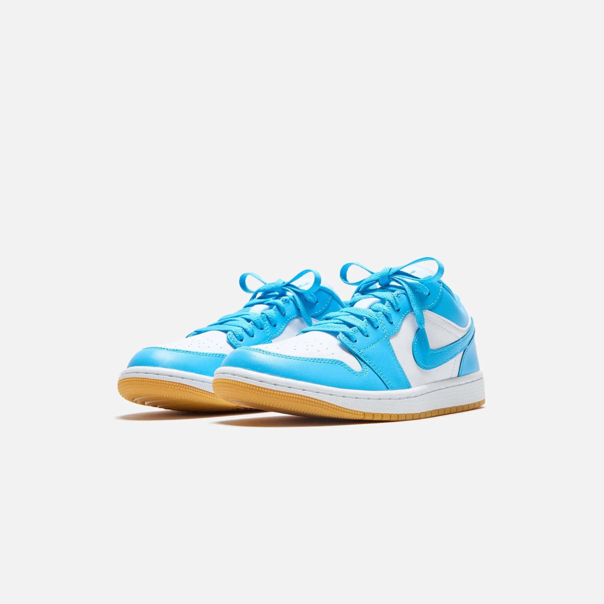 Comfortable Benefit In Use Jordan Wmns Air Jordan 1 Low - White / Gum Light Brown / Dark Powder Blue