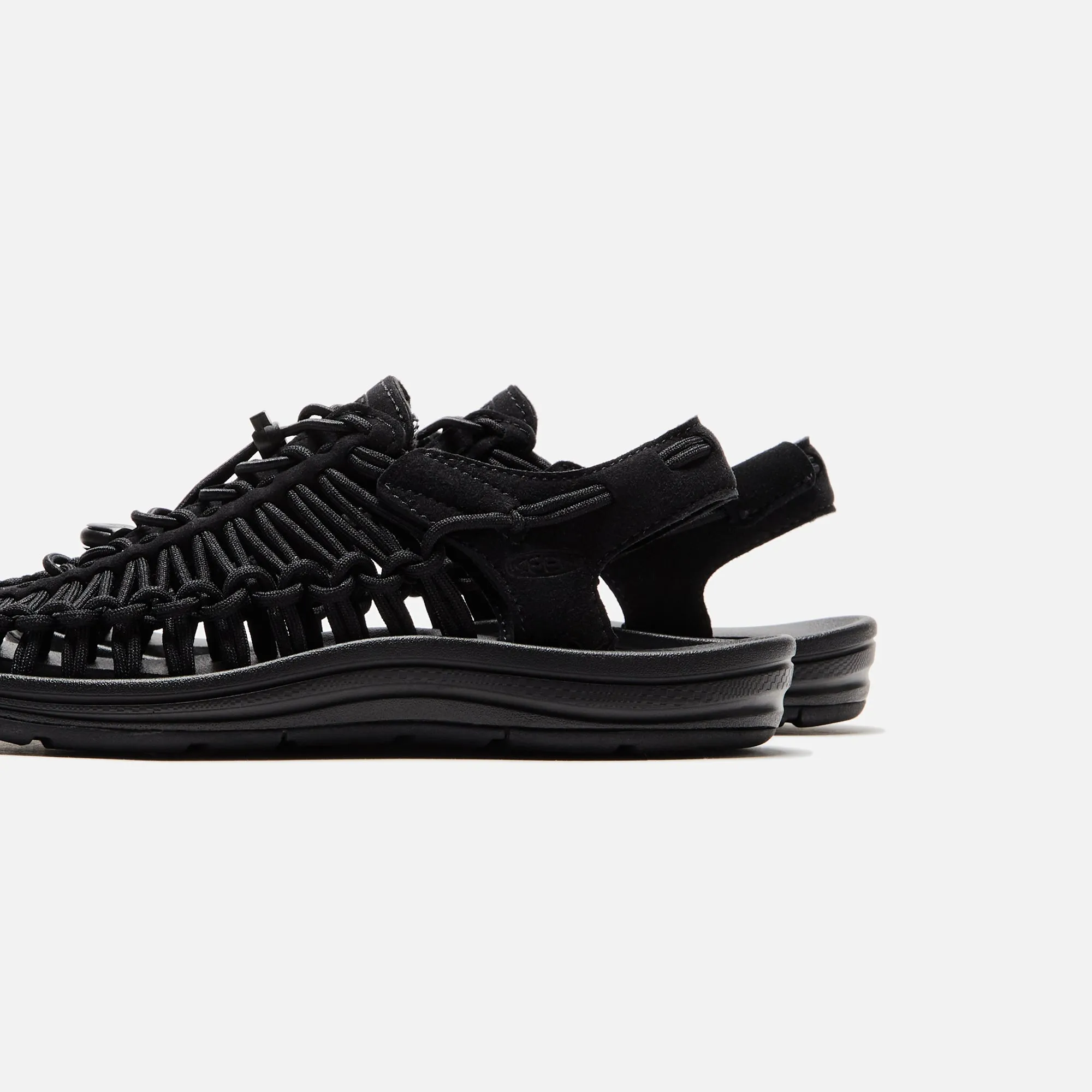 Keen Uneek - Black / Black Comfortable And Padded Collar