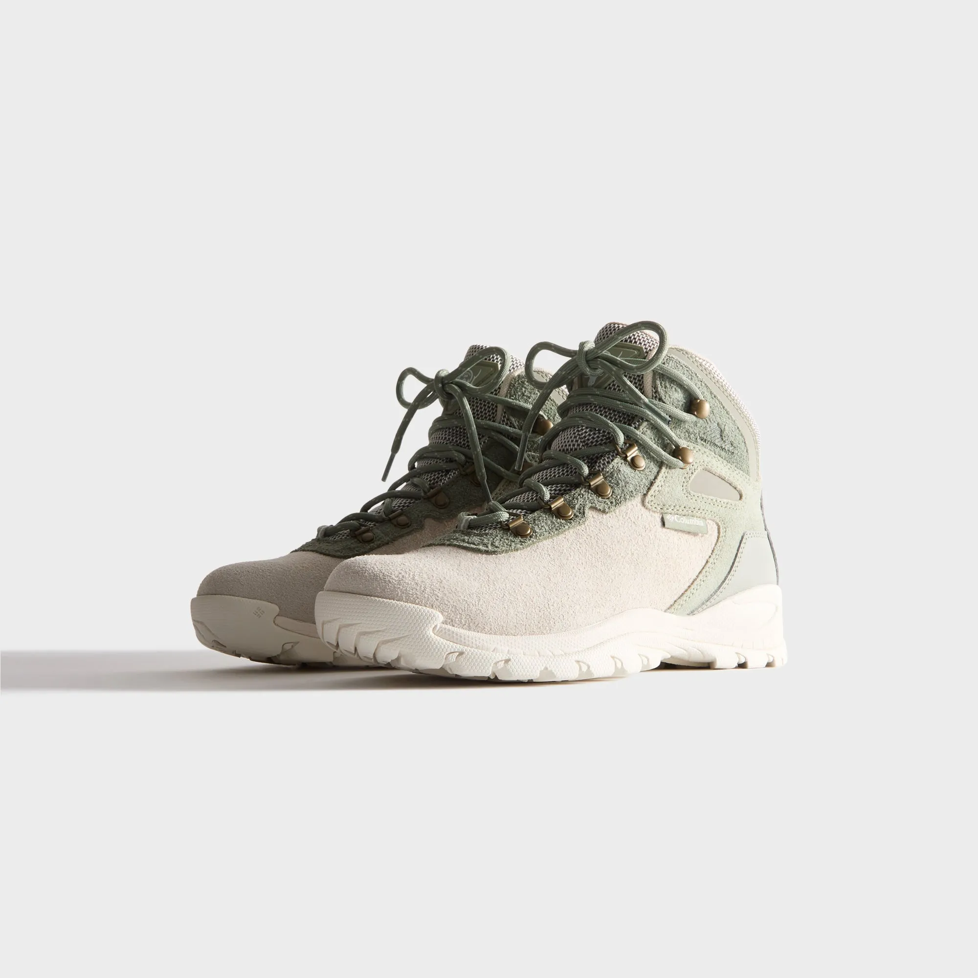 Kith & South2 West8 For Columbia Newton Ridge - Dark Stone Safari "Optimal Texture VentilationFeature