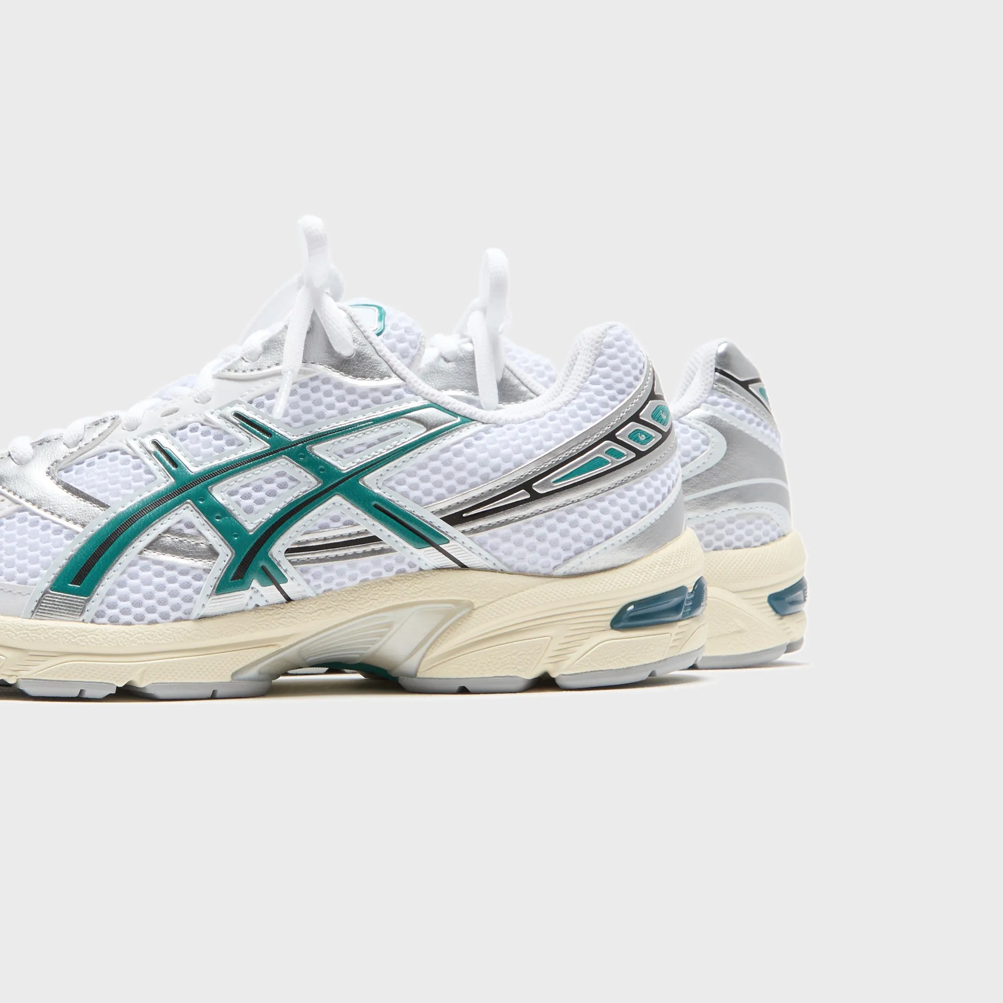 Asics Gel-1130 - White / Rainy Lake Adjustable Strapping System Design