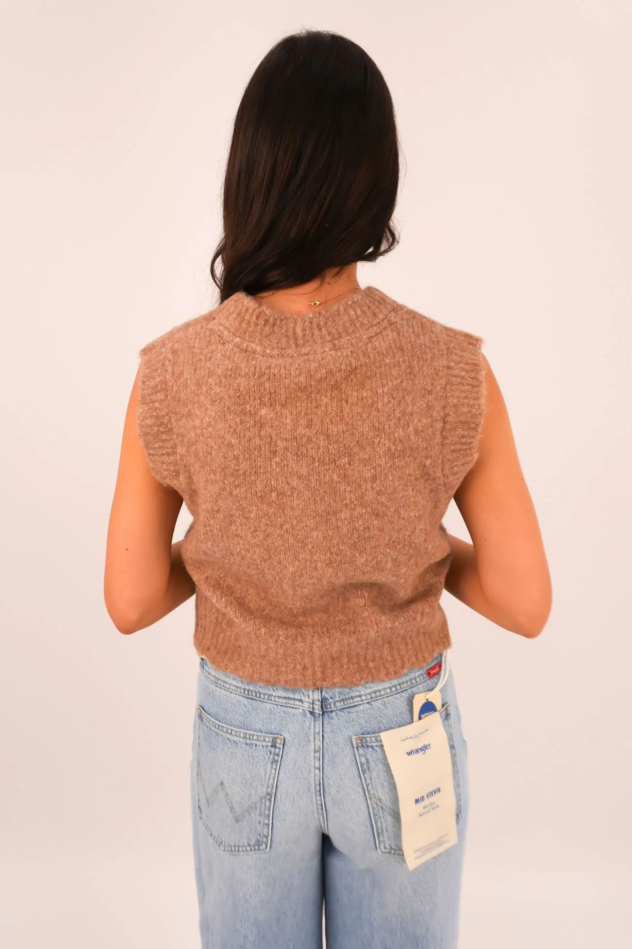 Leah Knit Vest Oat Easy - Open Closure