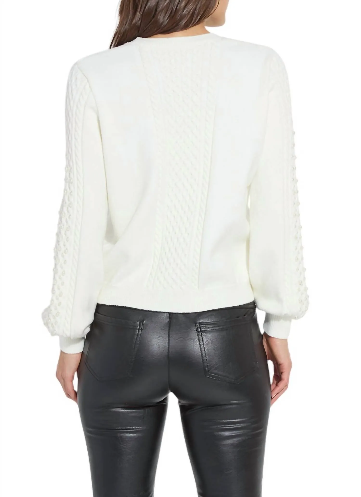 Pull en perles douillet Leanna en blanc neige