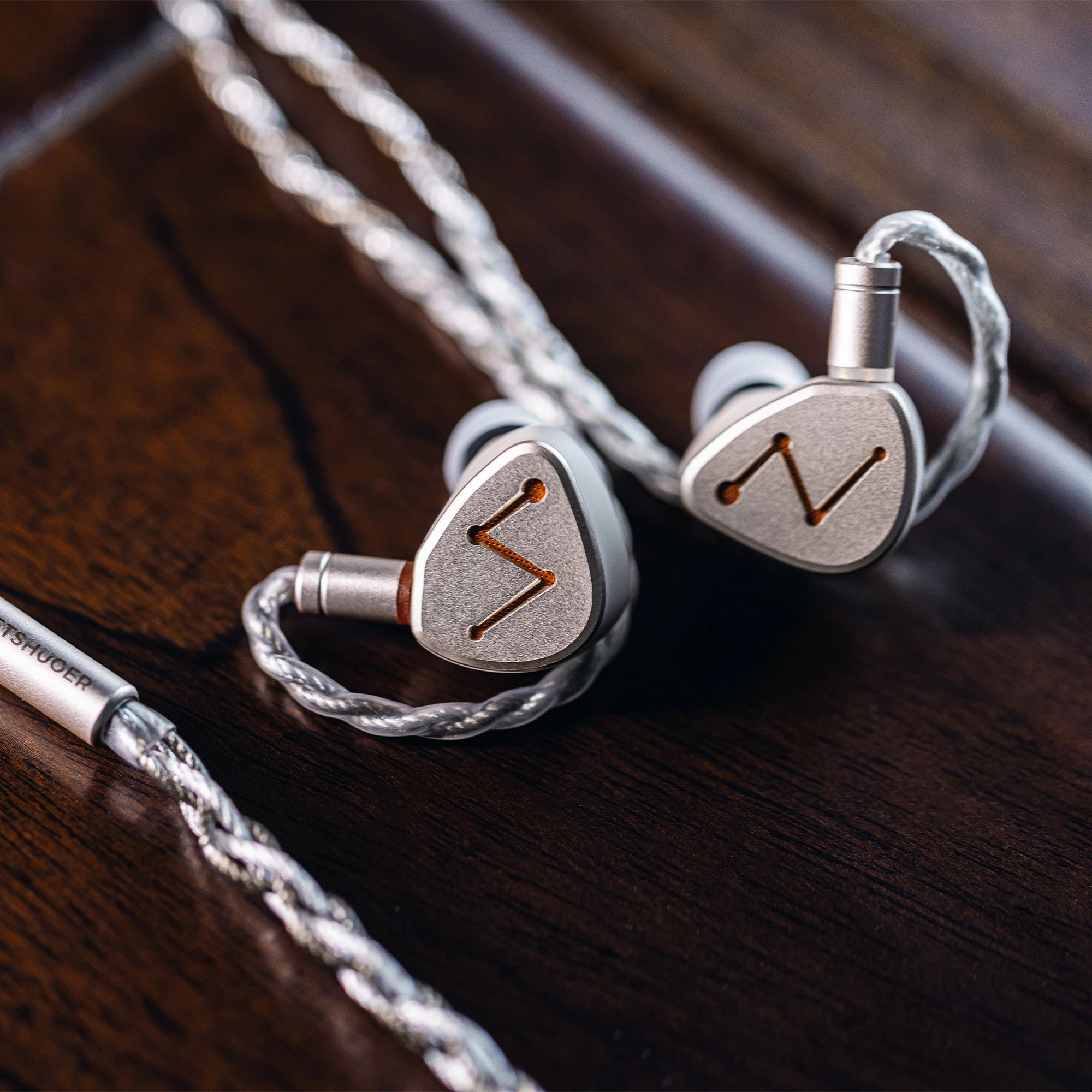 Letshuoer DZ4 In Ear Monitors