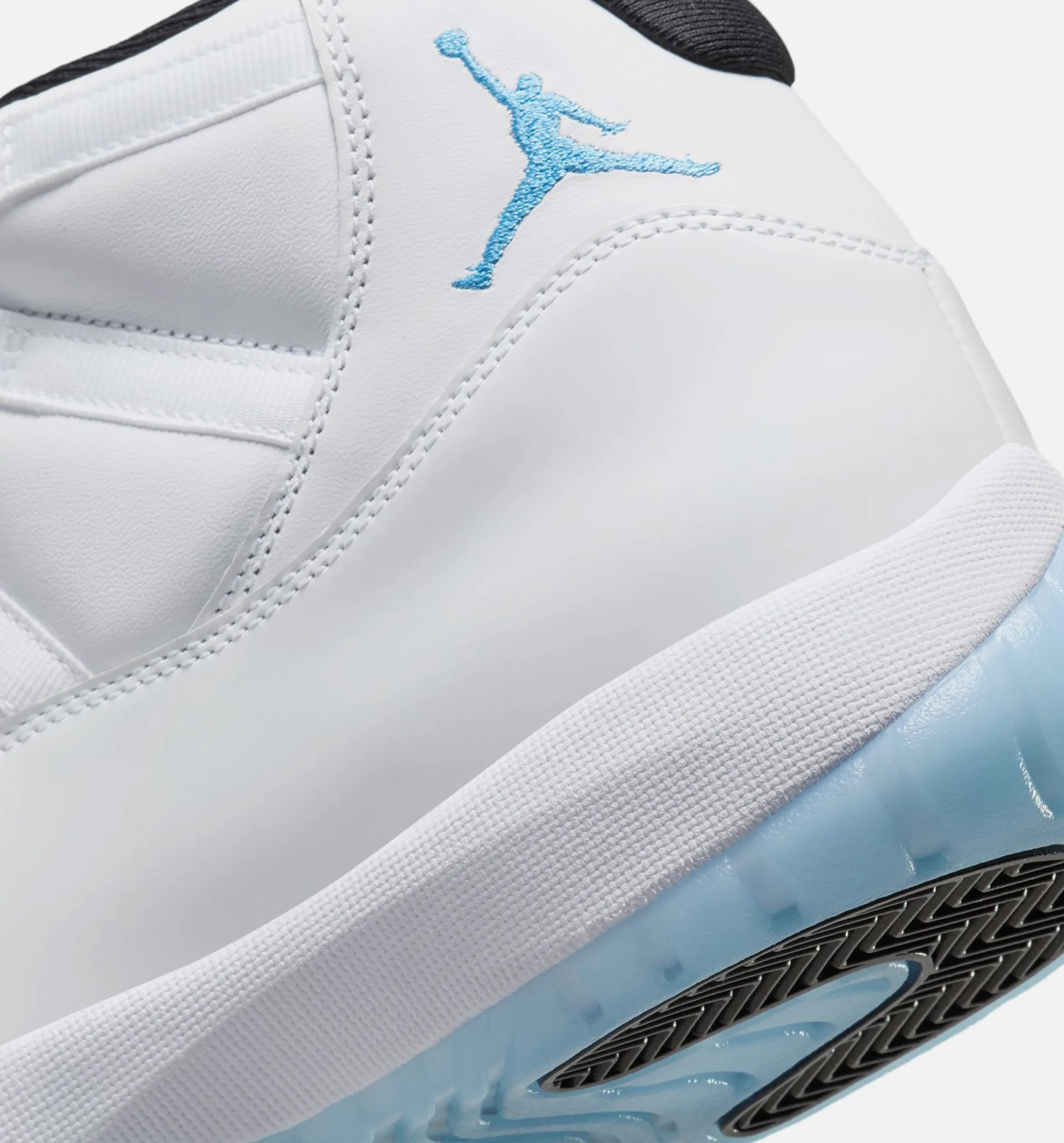 Proficient Air Jordan 11 Retro Legend Blue Mens Lifestyle Shoe - White/Legend Blue/Black Free Shipping