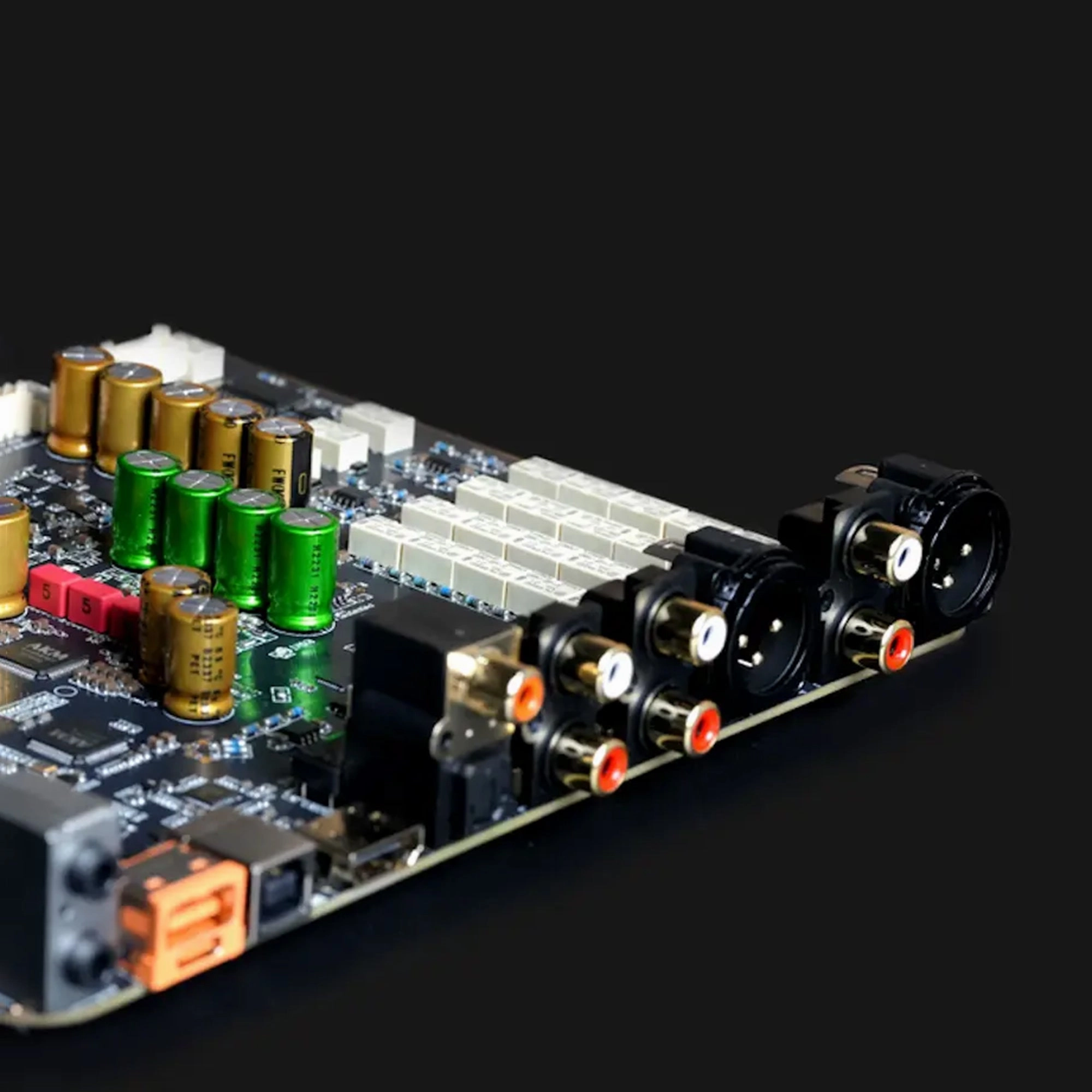 Luxsin X9 Desktop DAC, Headphone Amplifier & preAMP