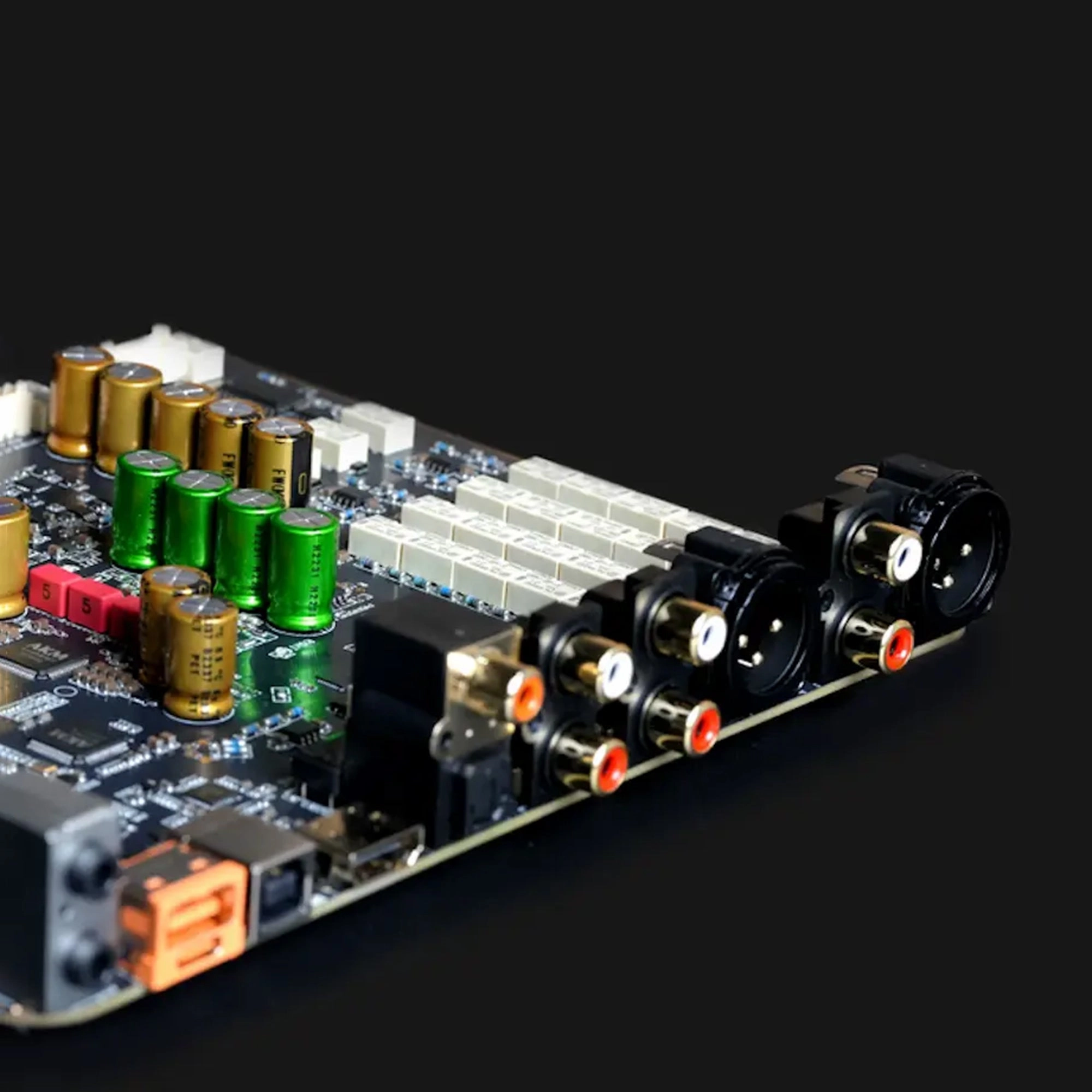 Luxsin X9 Desktop DAC, Headphone Amplifier & preAMP