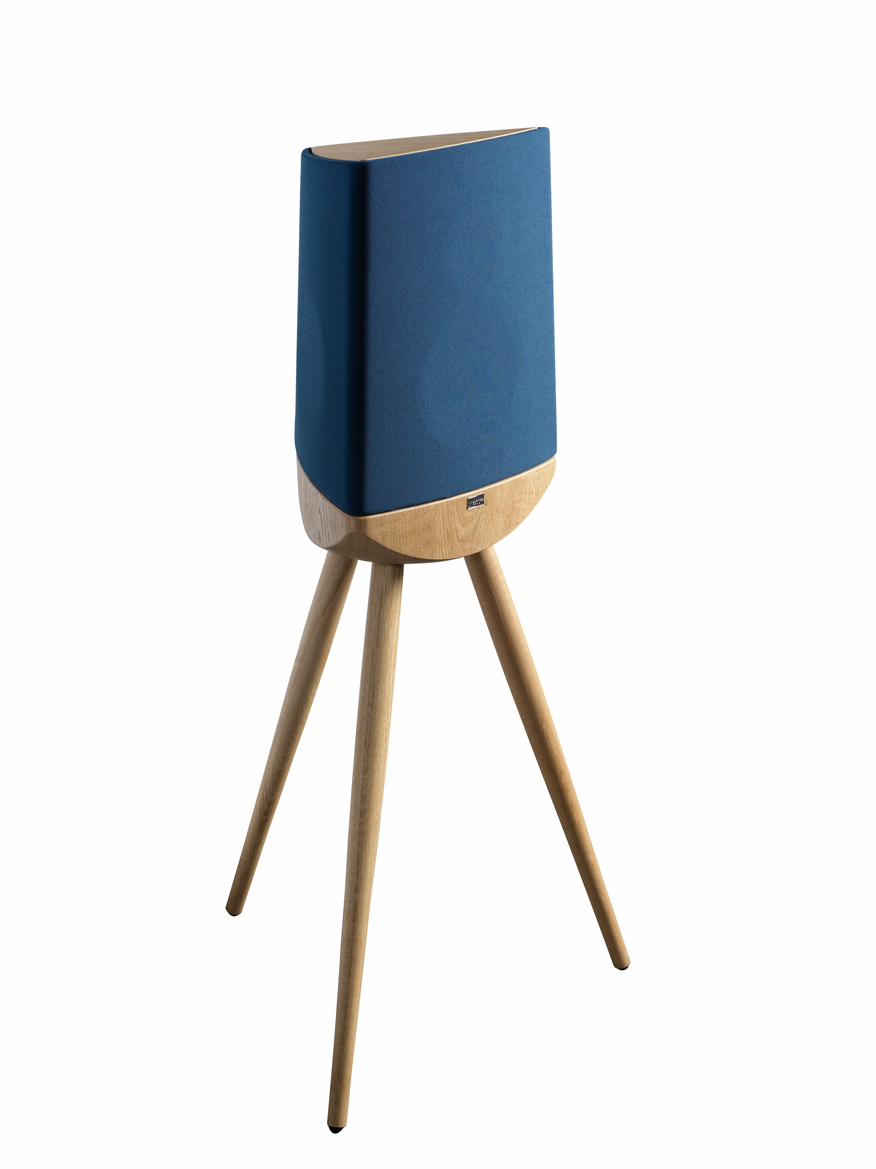 Lyngdorf Cue-100 High-End Standmount Speakers (Each)