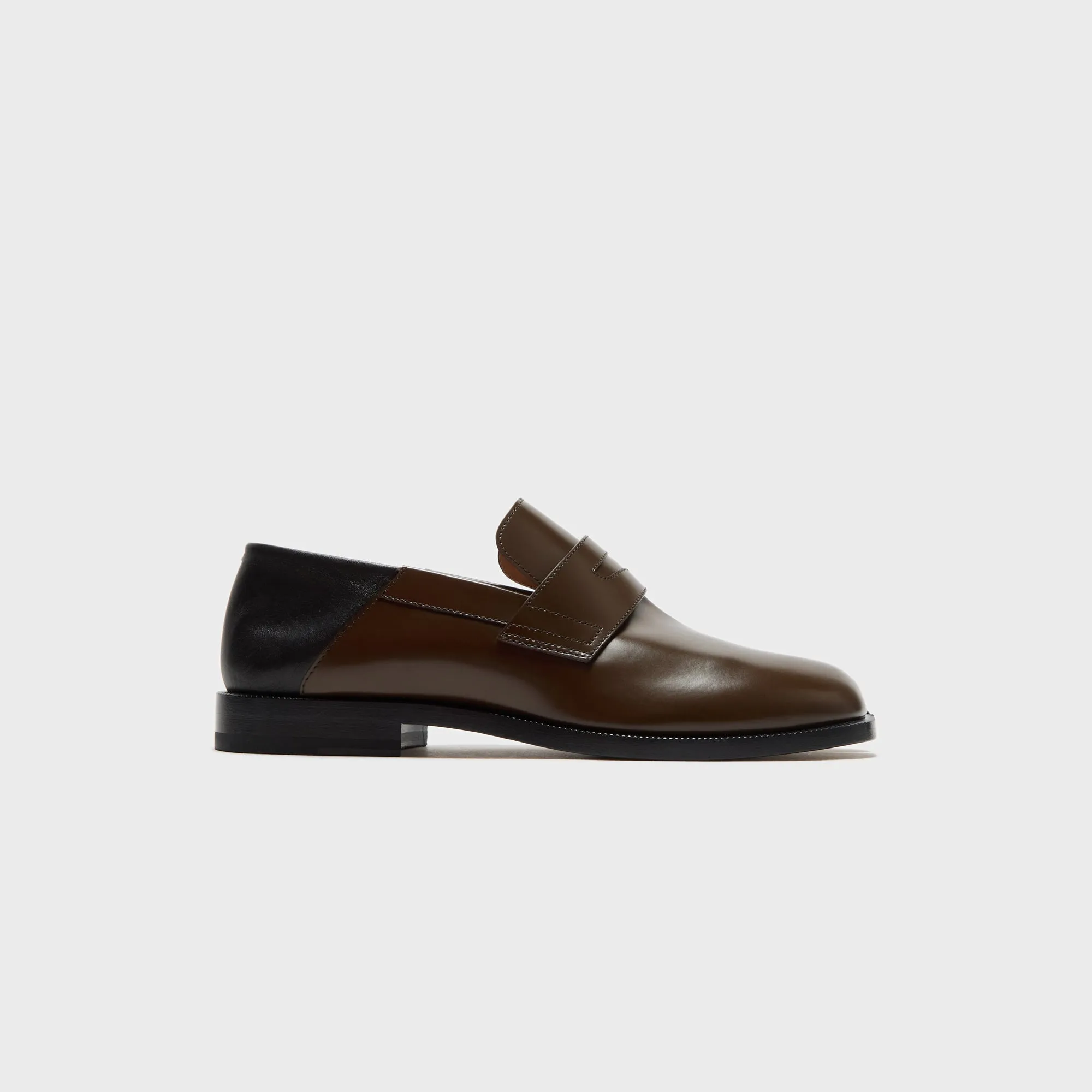 Maison Margiela Tabi Babouche Loafers - Wood Ventilated Mesh Design TPU Shank