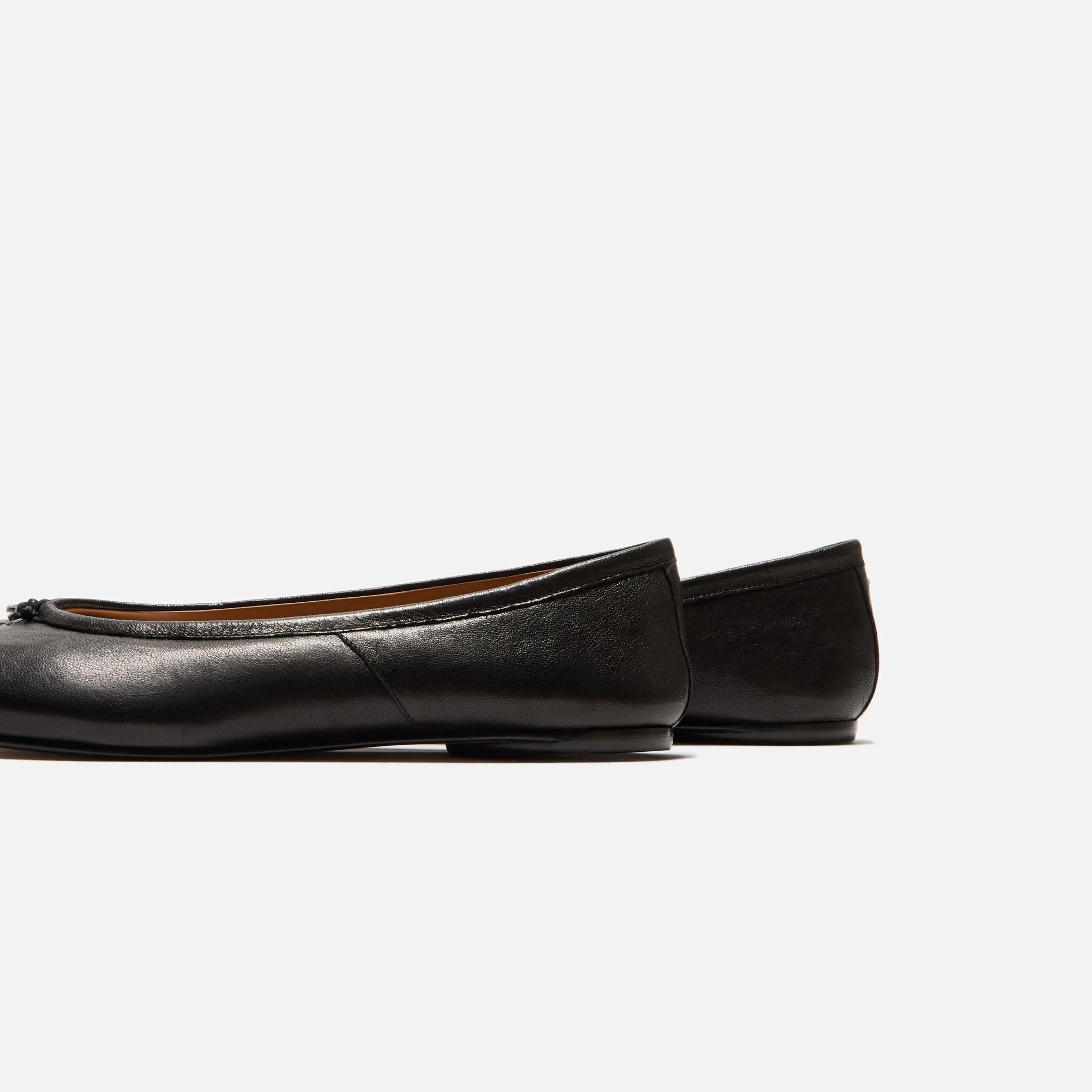 Maison Margiela Wmns Tabi Ballerina Flat - Black High-Performance Design