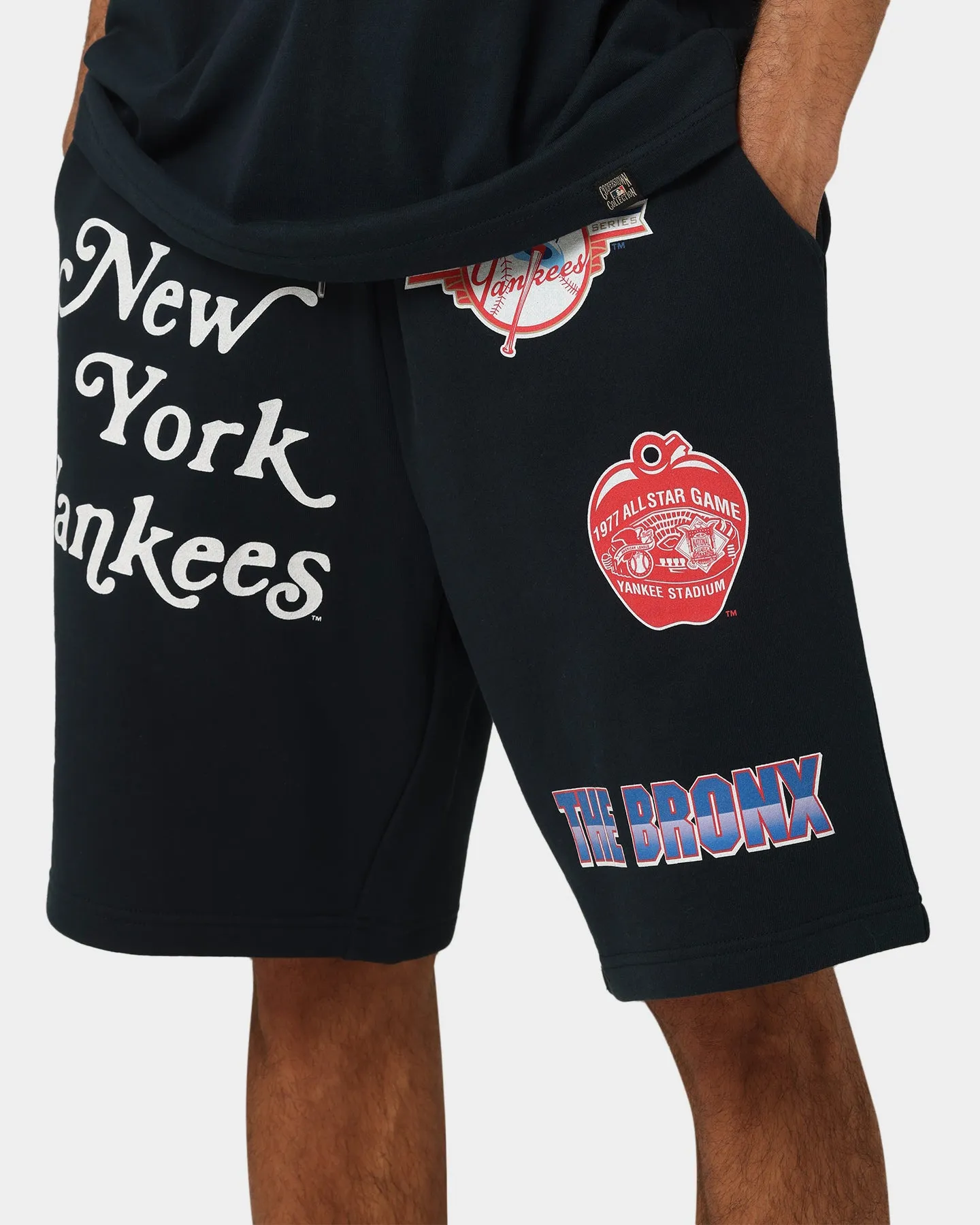 Majestic Athletic New York Yankees Shorts en polaire avec patch imprimé gonflé Bleu marine
