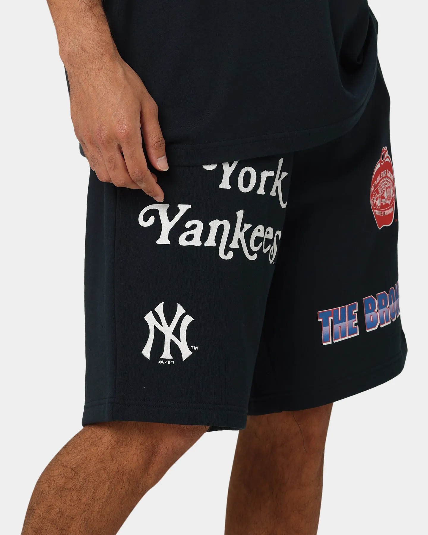 Majestic Athletic New York Yankees Shorts en polaire avec patch imprimé gonflé Bleu marine