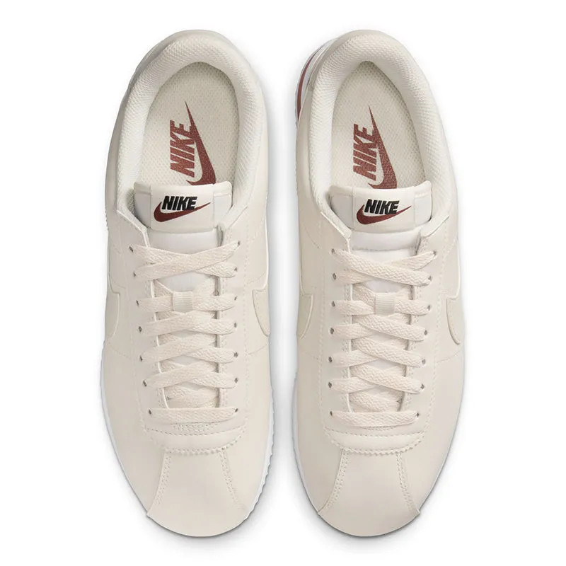 Nike Women'S Cortez Leather Narrow Toe Box