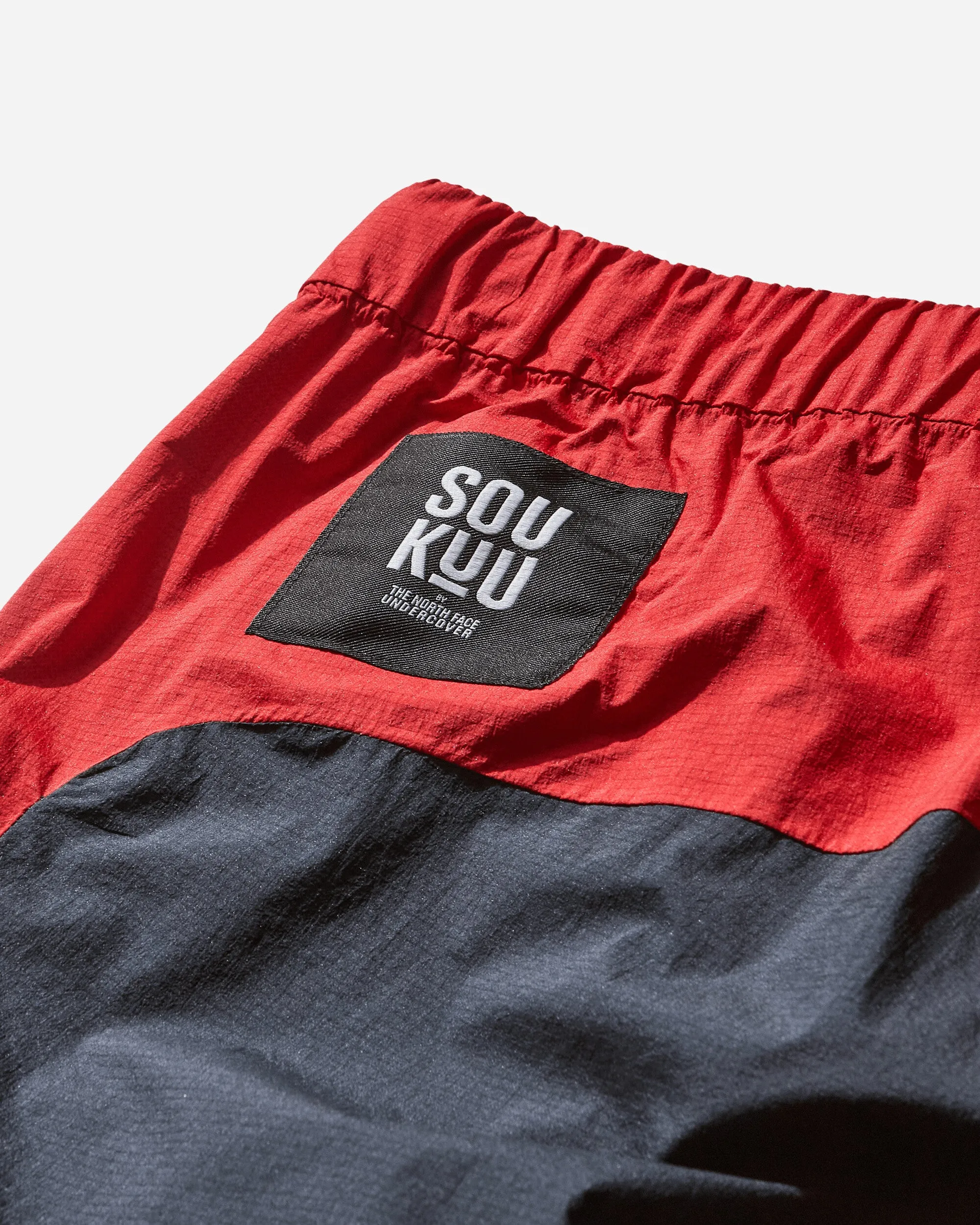 Harrington Jacket Shorts Men'S Undercover Soukuu Hike Convertible Mountain Pants Graphite / Fiery Red