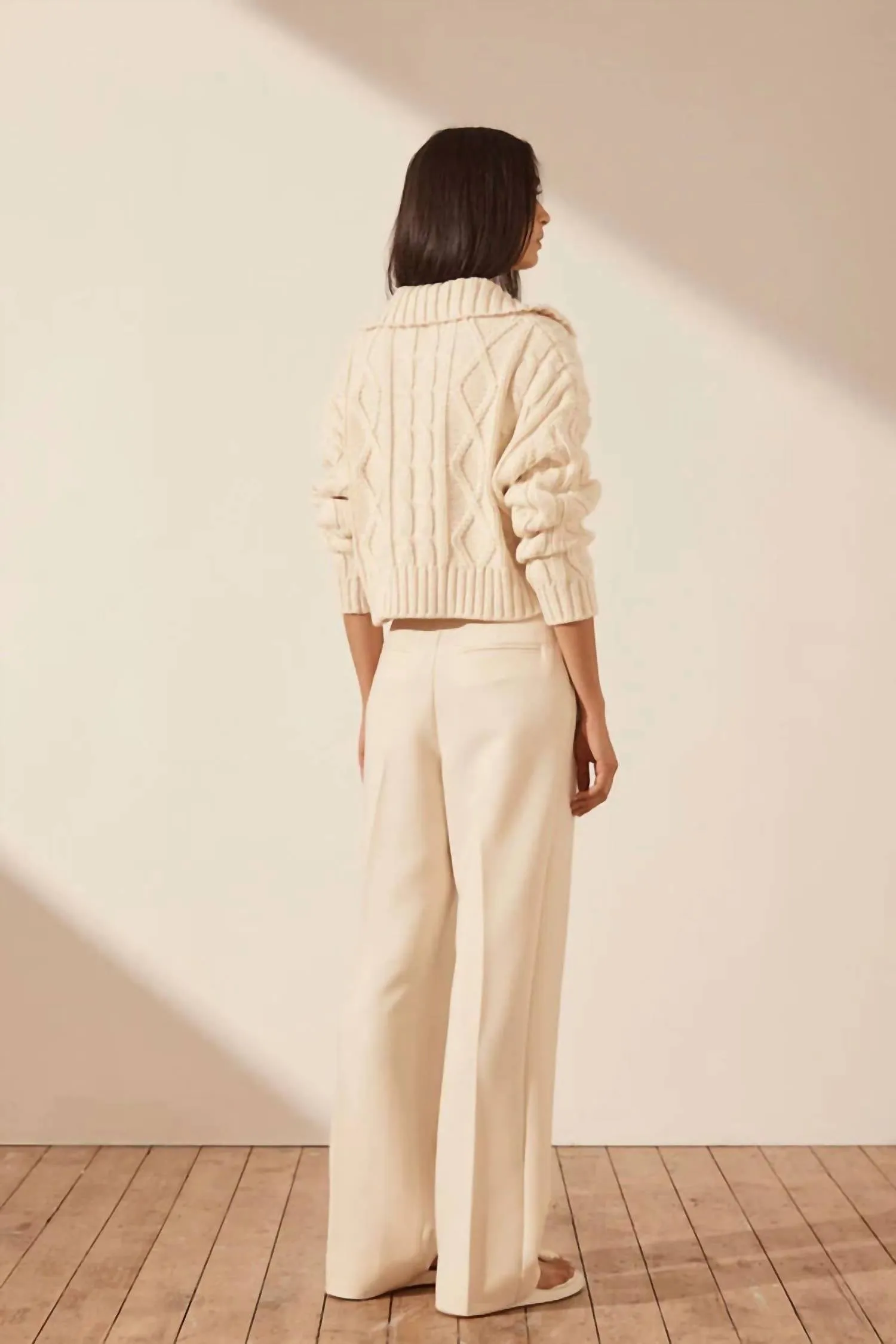 Pull Mercure à boutonnage et câbles en blanc