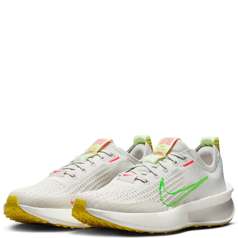 Nike Women'S Interact Run Synthetic Durability