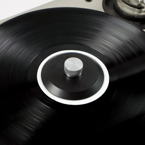 Michell: Record Clamp - 'R' Fit For Rega Turntables hi-fi DAC amp combo,hi-fi speaker impedance matcher,hi-fi RCA switch