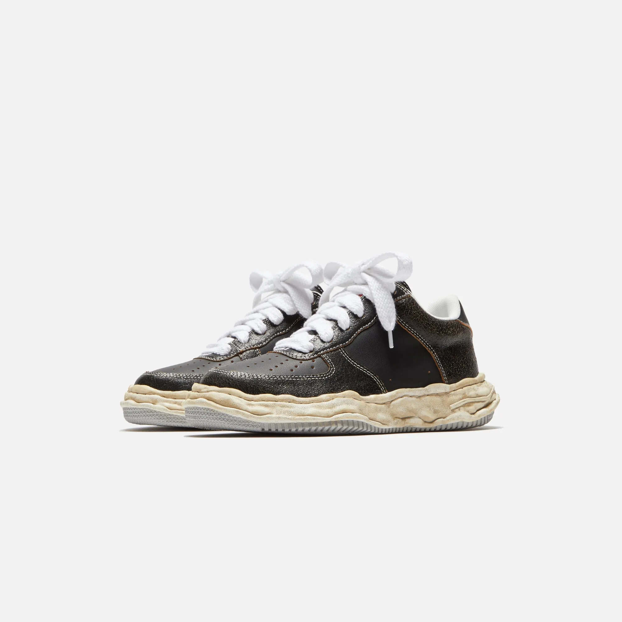 Confidence Starts Here Mihara Yasuhiro Wayne - Cracking Leather / Black