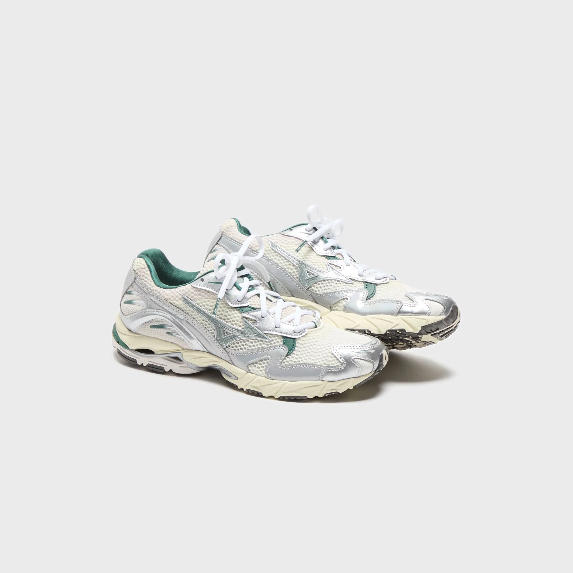 Rise Every Time Mizuno Wave Rider 10 - Snow White / Slate