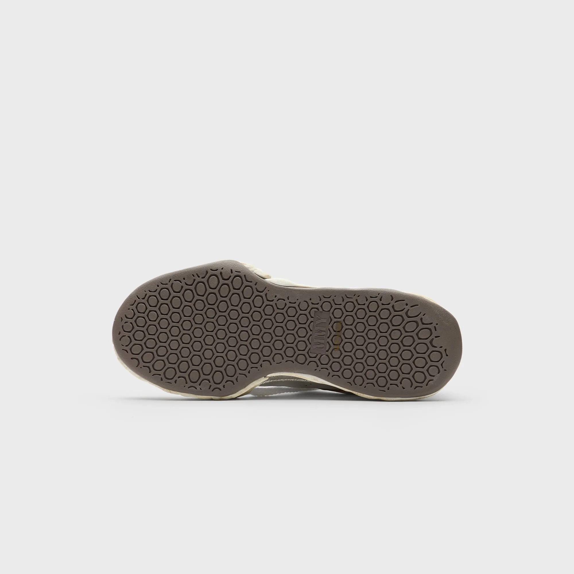 Mihara Yasuhiro Herbie Original Sole Wrinkled Leather Low Top Sneaker - Silver Court Durability
