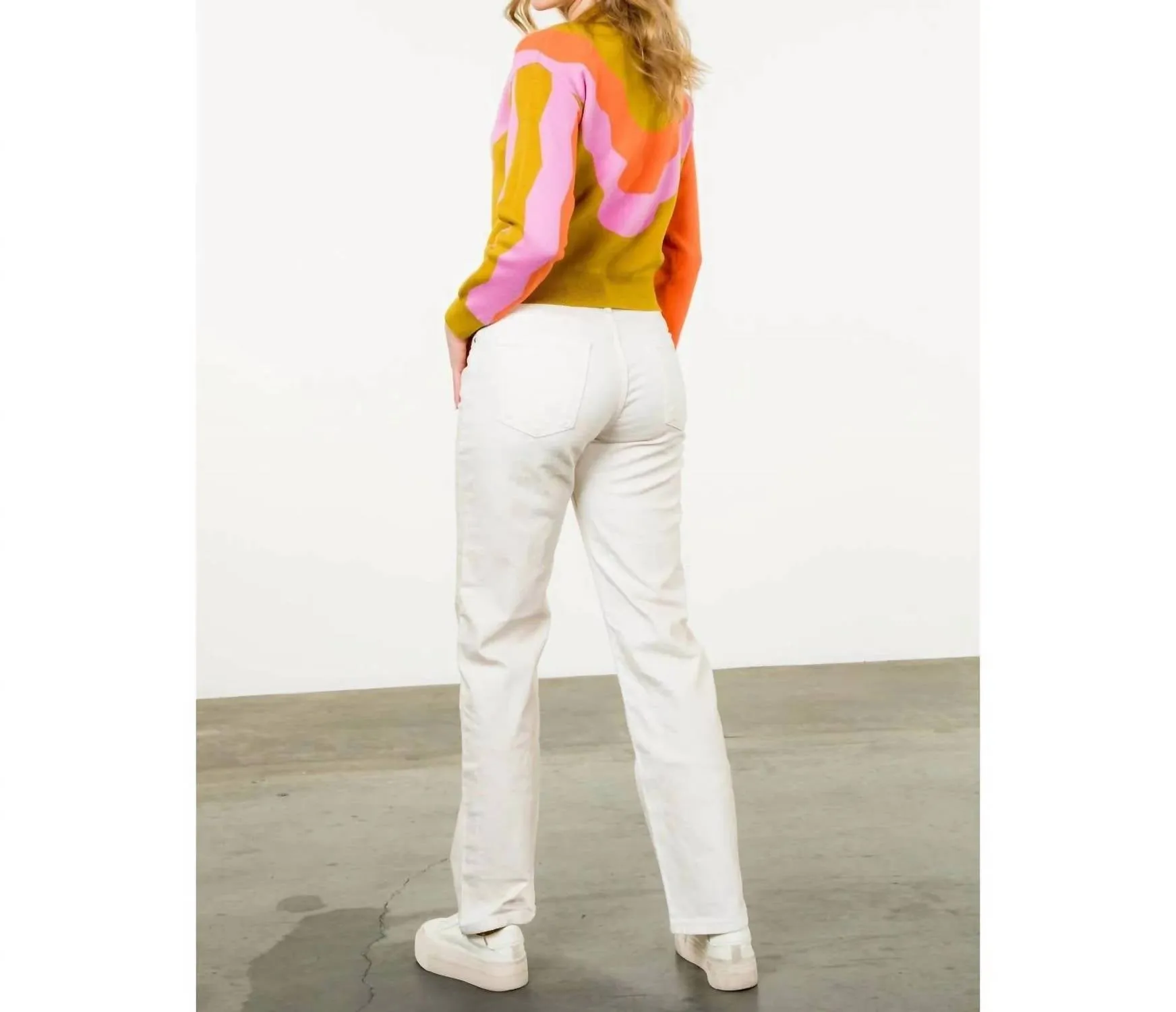 Pull tricoté multicolore en mousse