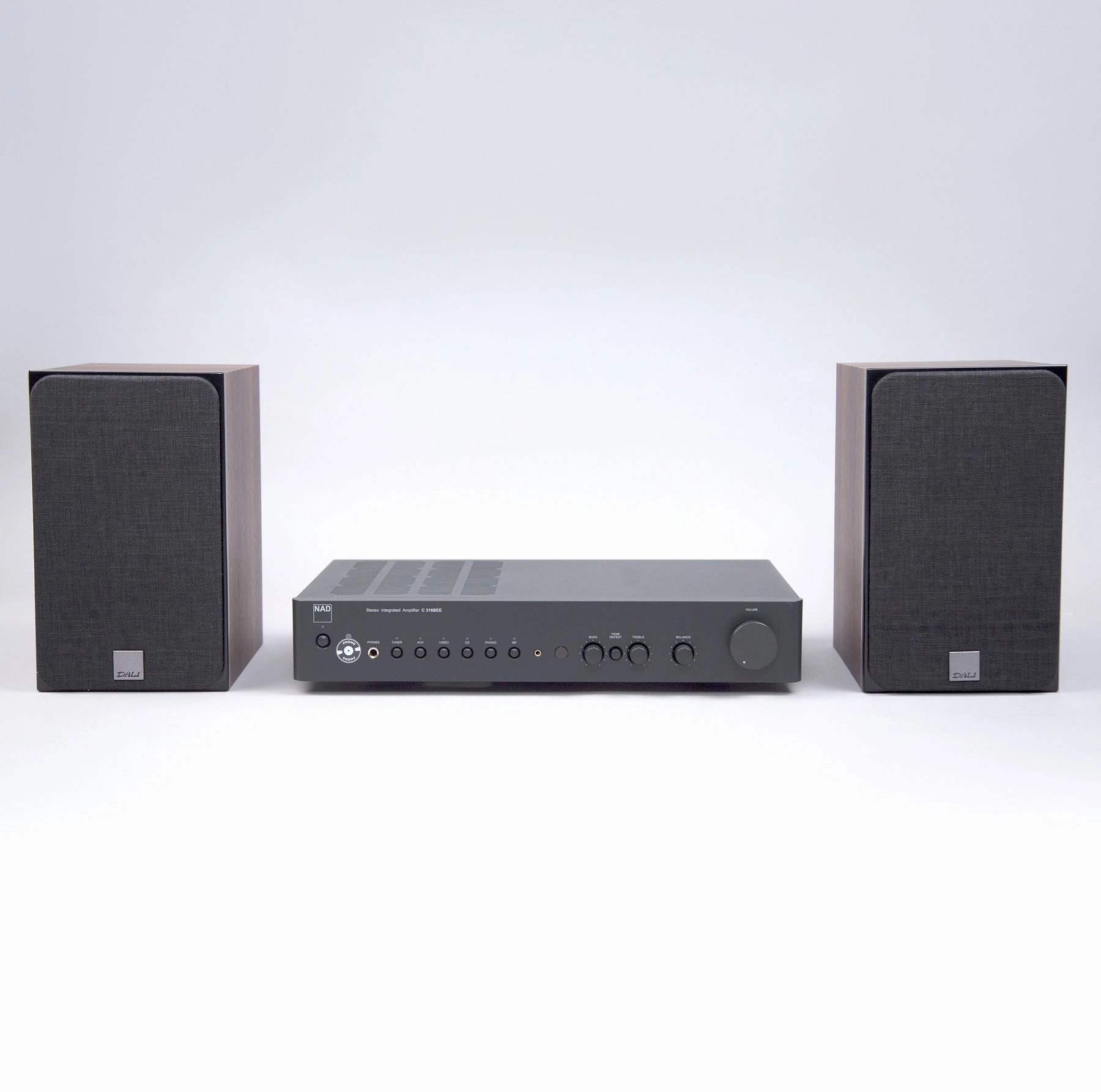 NAD: C316BEE V2 Amp   Dali Oberon 1 Speakers Analog Listening Package (TTL Custom)