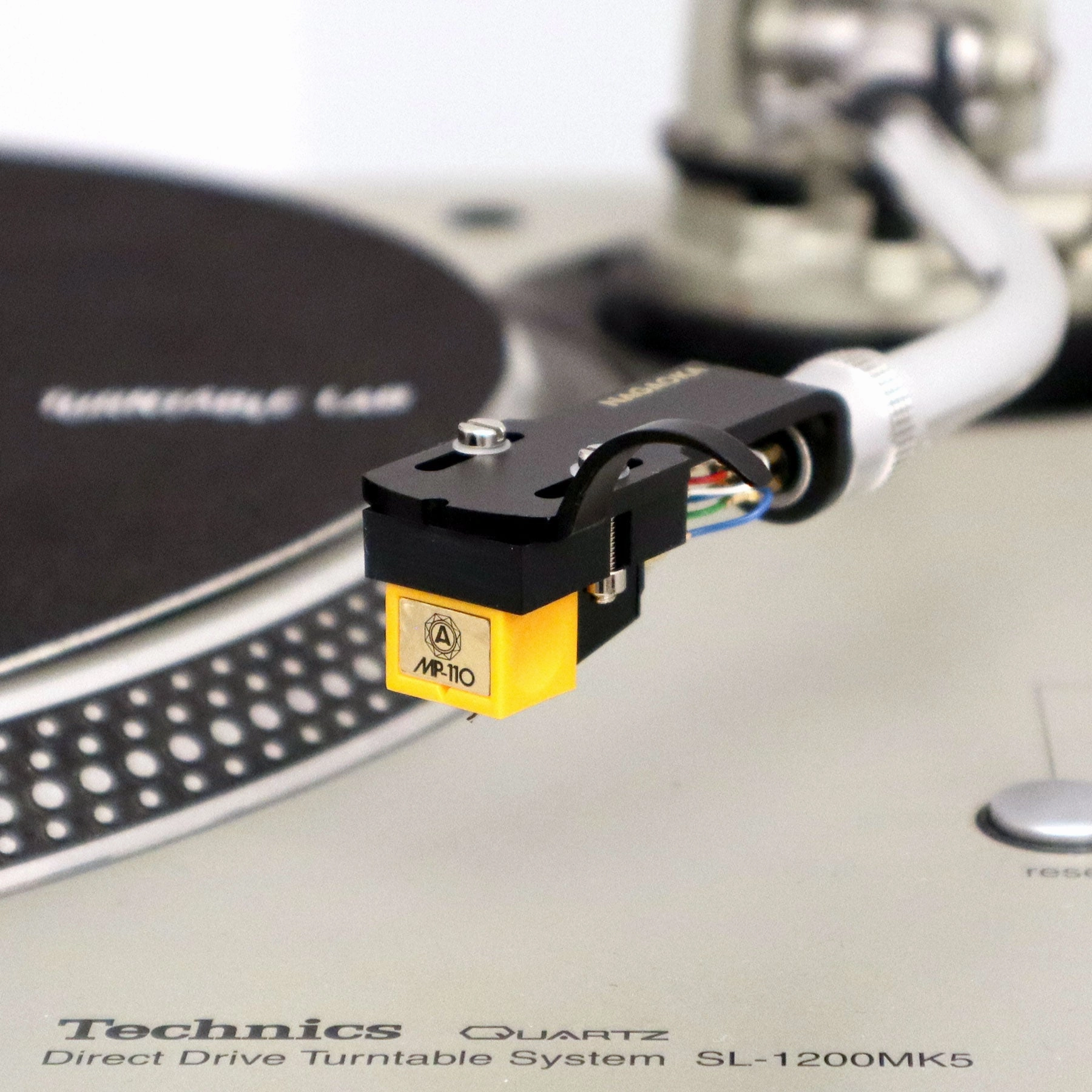 Nagaoka: MP-110H Cartridge Mounted on Headshell
