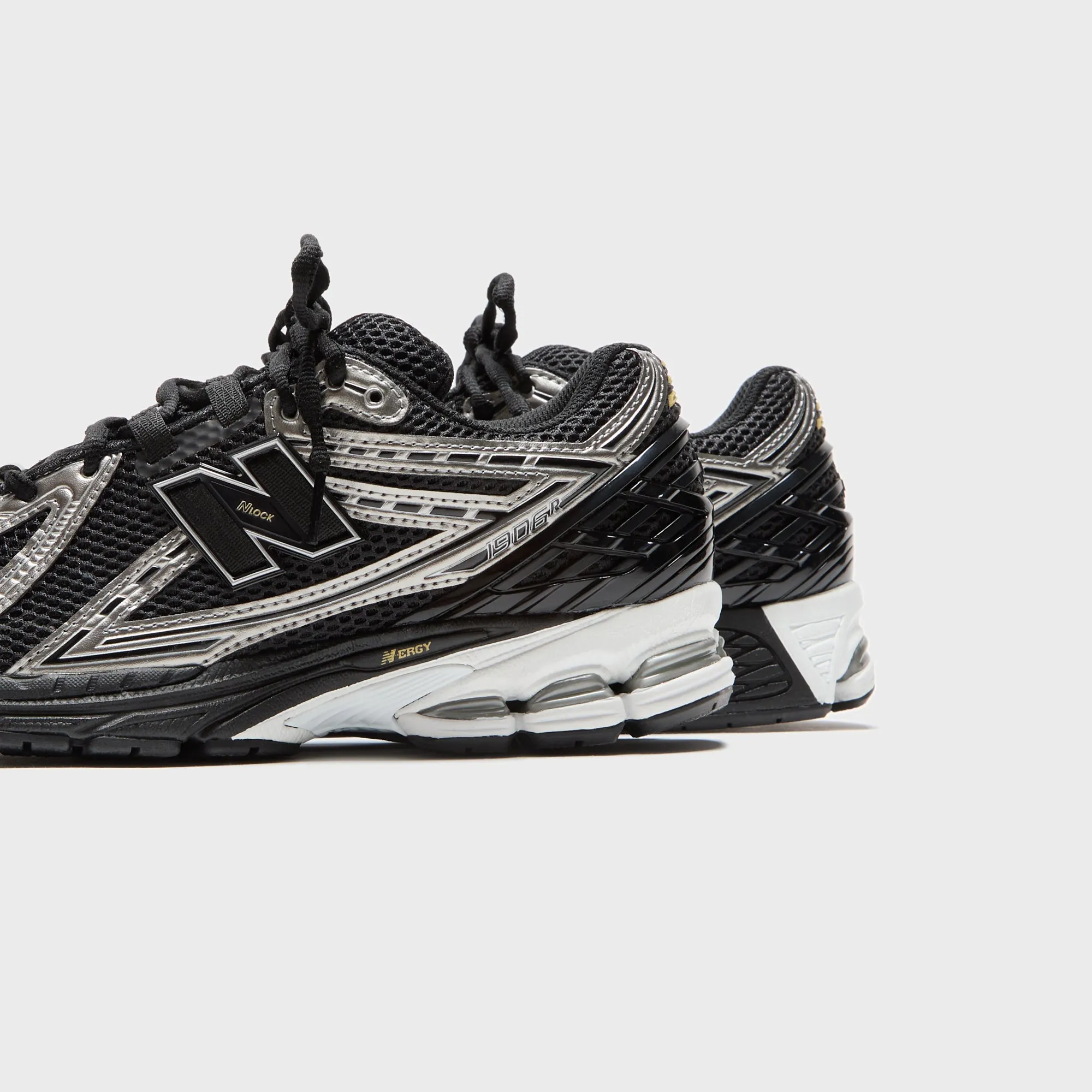 New Balance 1906 - Black / Dark Silver Metallic Christmas Eve Sale Make a Statement