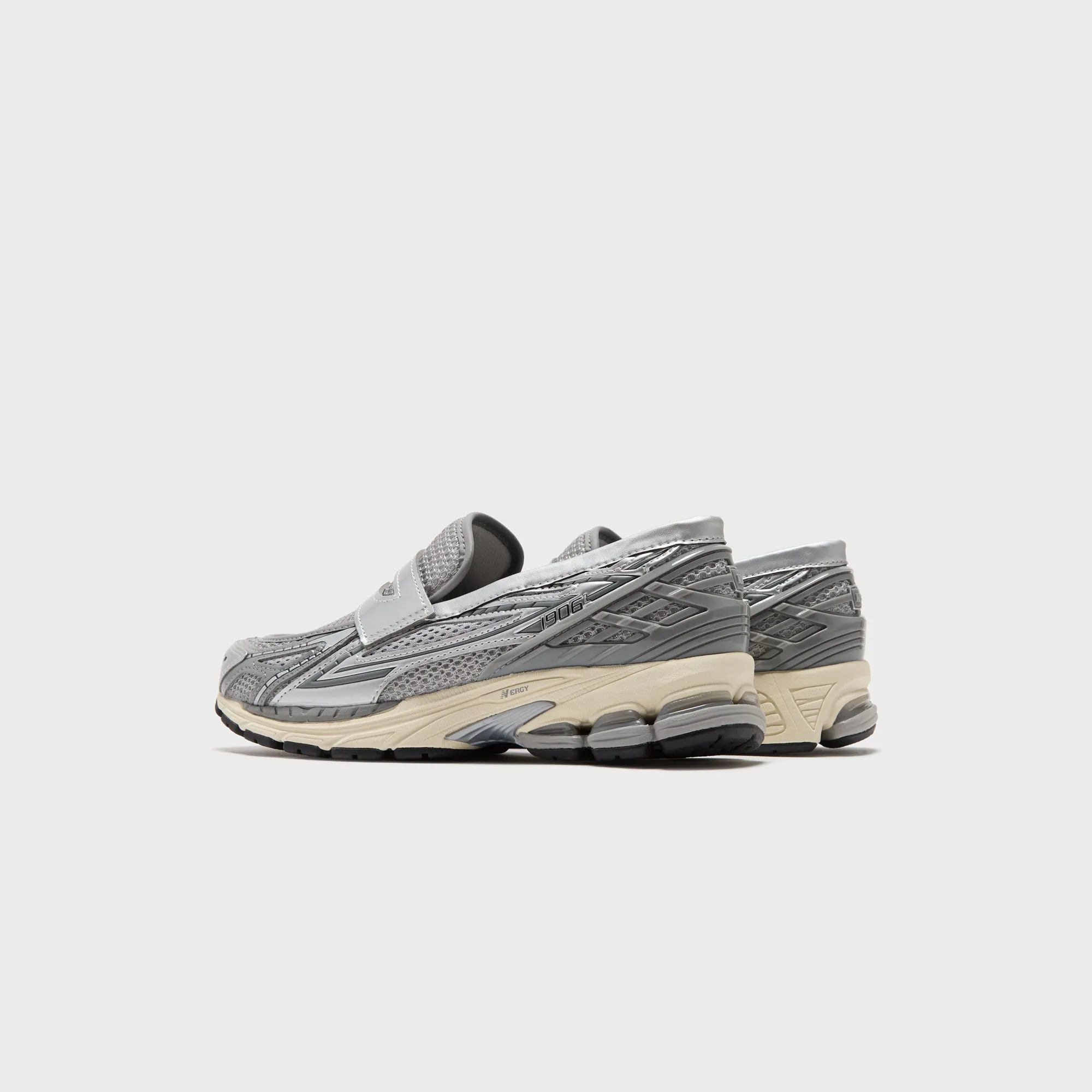 Confidence Starts Here Thanksgiving Day Sale New Balance 1906 Loafer - Silver / Grey / Turtledove