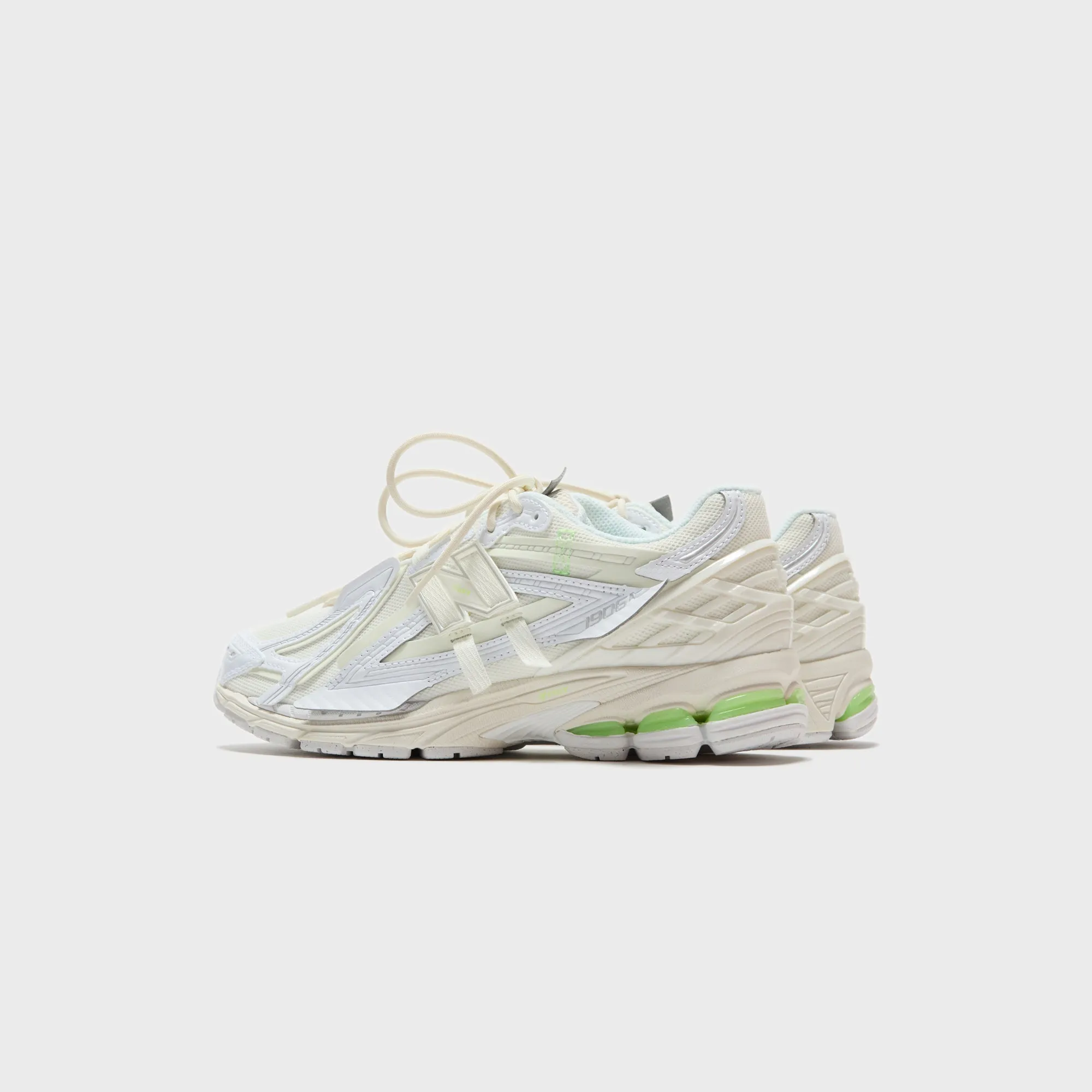 Summer-Ready New Balance 1906A - White / Green