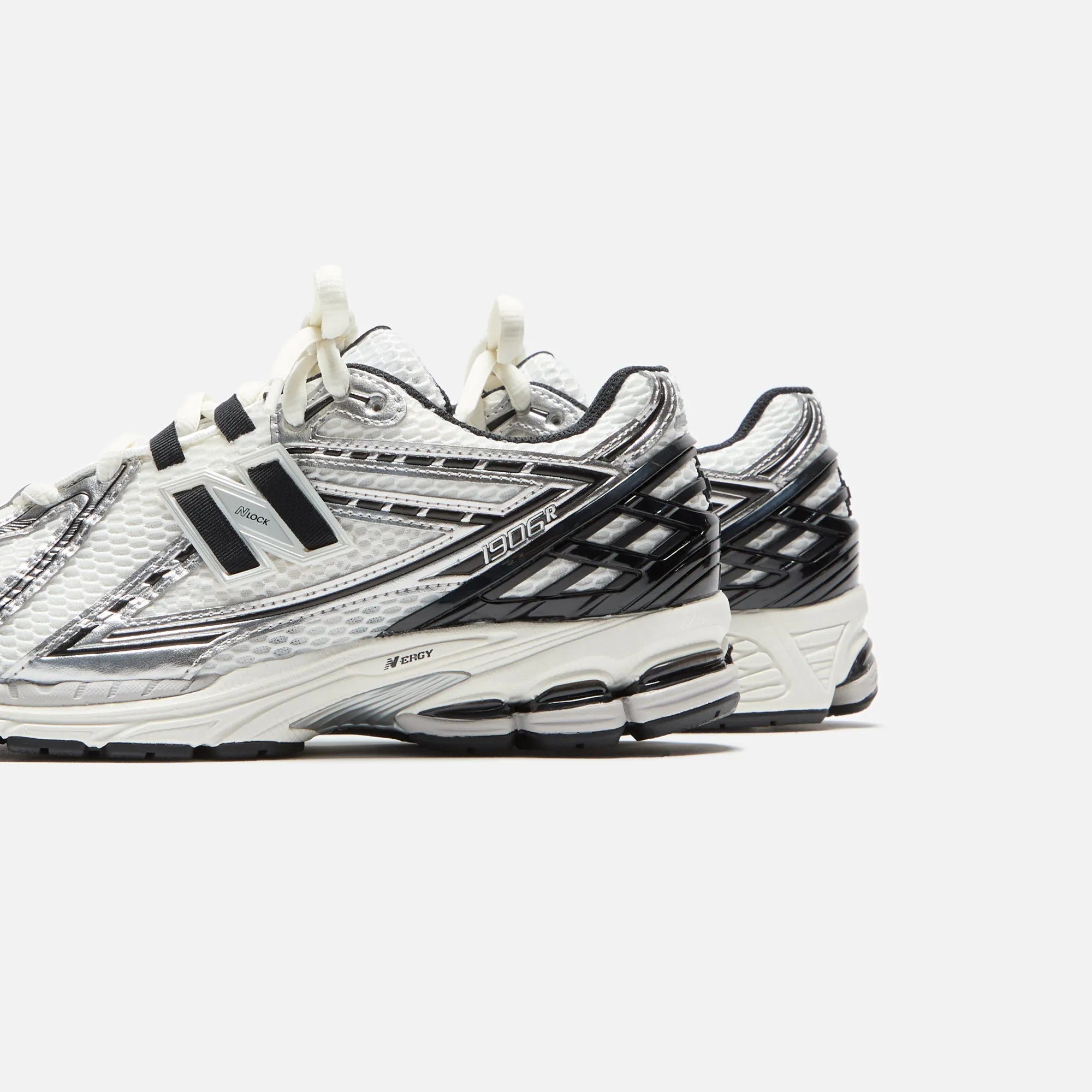 Special Offer New Balance 1906R - Silver Metallic / Black / Sea Salt